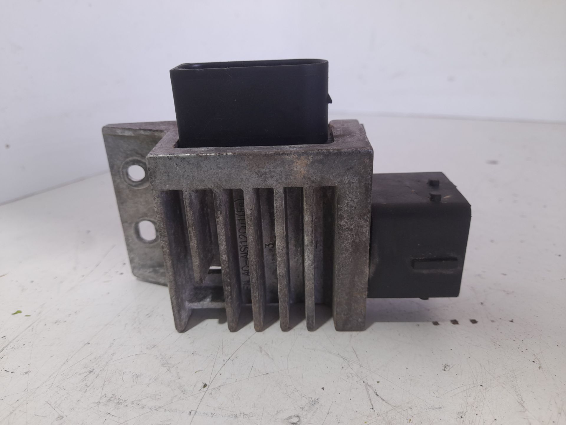 CAJA PRECALENTAMIENTO RENAULT MASTER 3T5 VAN 3T5 VAN STD FWD 130E6