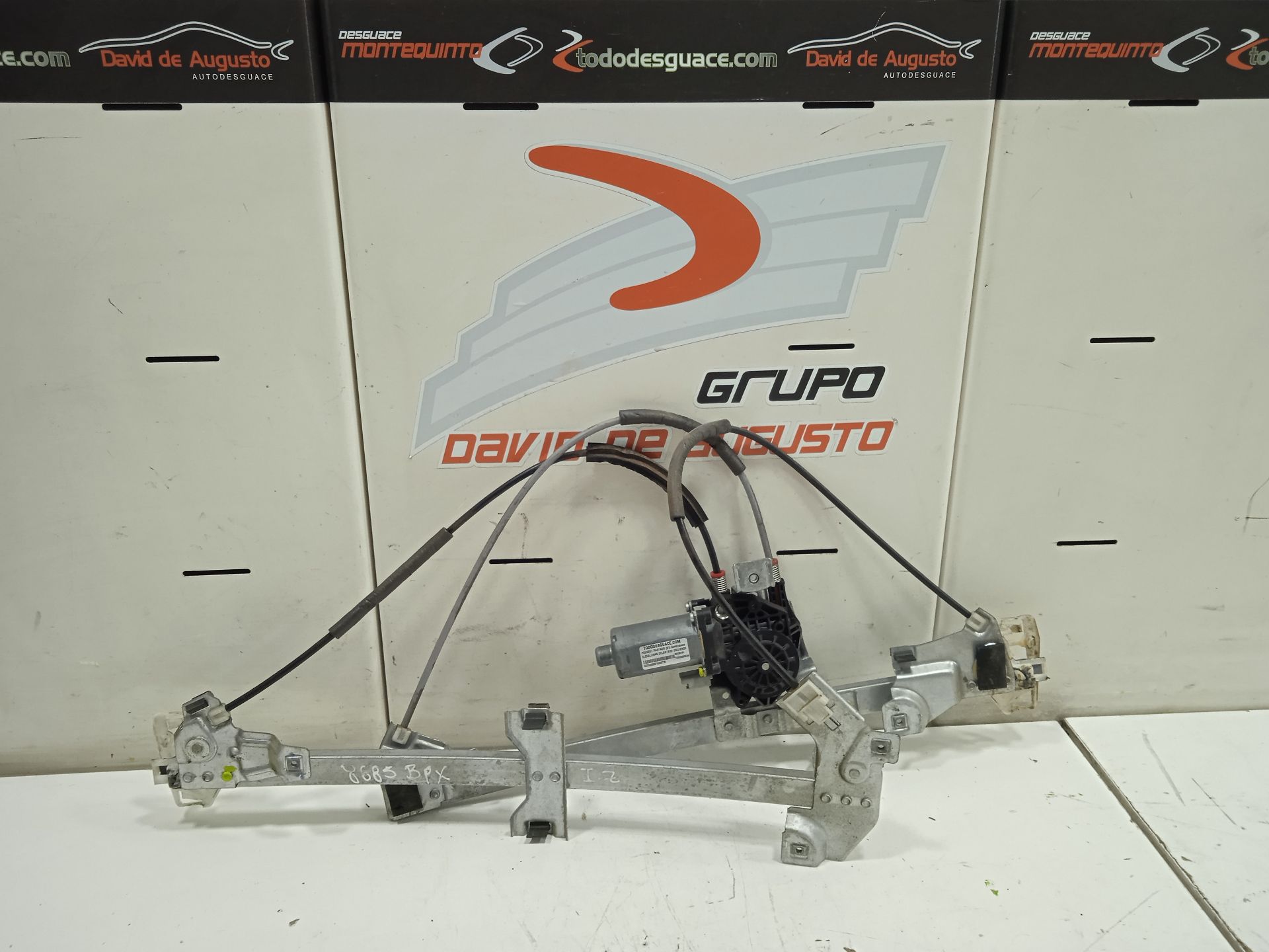 ELEVALUNAS DELANTERO IZQUIERDO PEUGEOT PARTNER (S1) Combispace