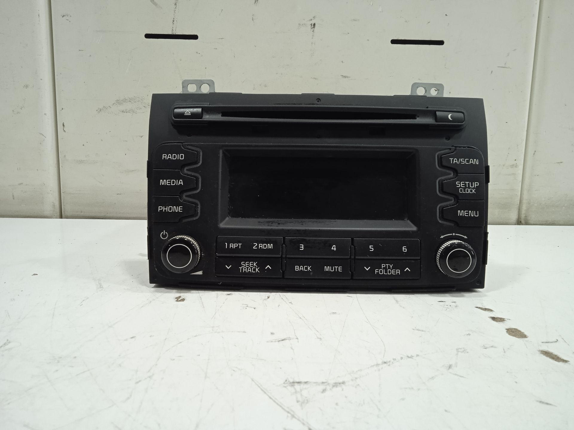 SISTEMA AUDIO / RADIO CD KIA SPORTAGE Emotion 4x2