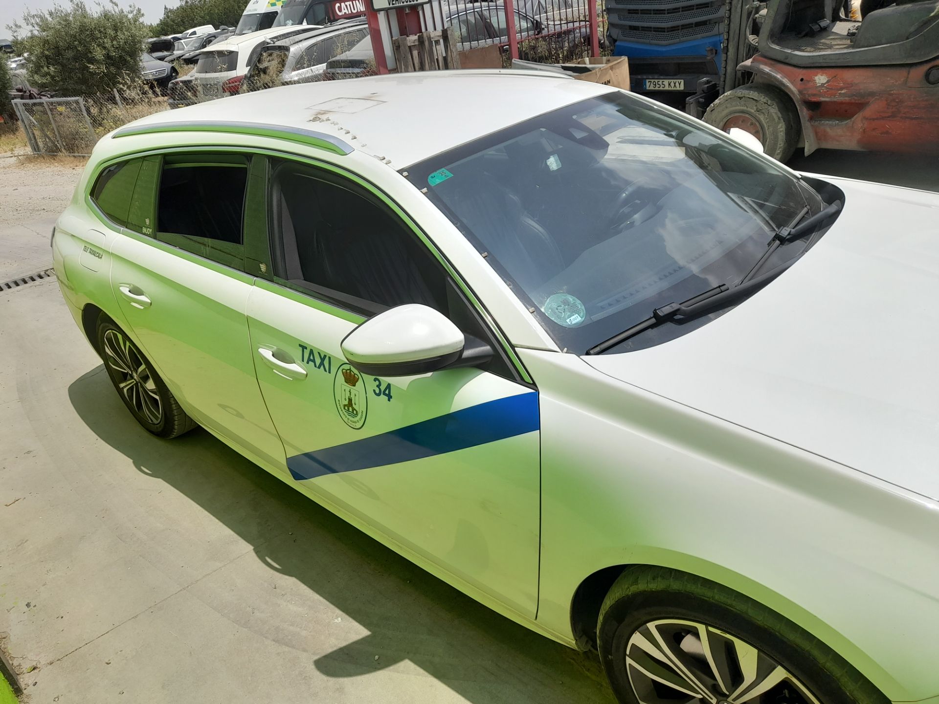 PEUGEOT 508 SW ALLURE PACK Motor 1,5 Ltr. - 96 kW Blue-HDI FAP