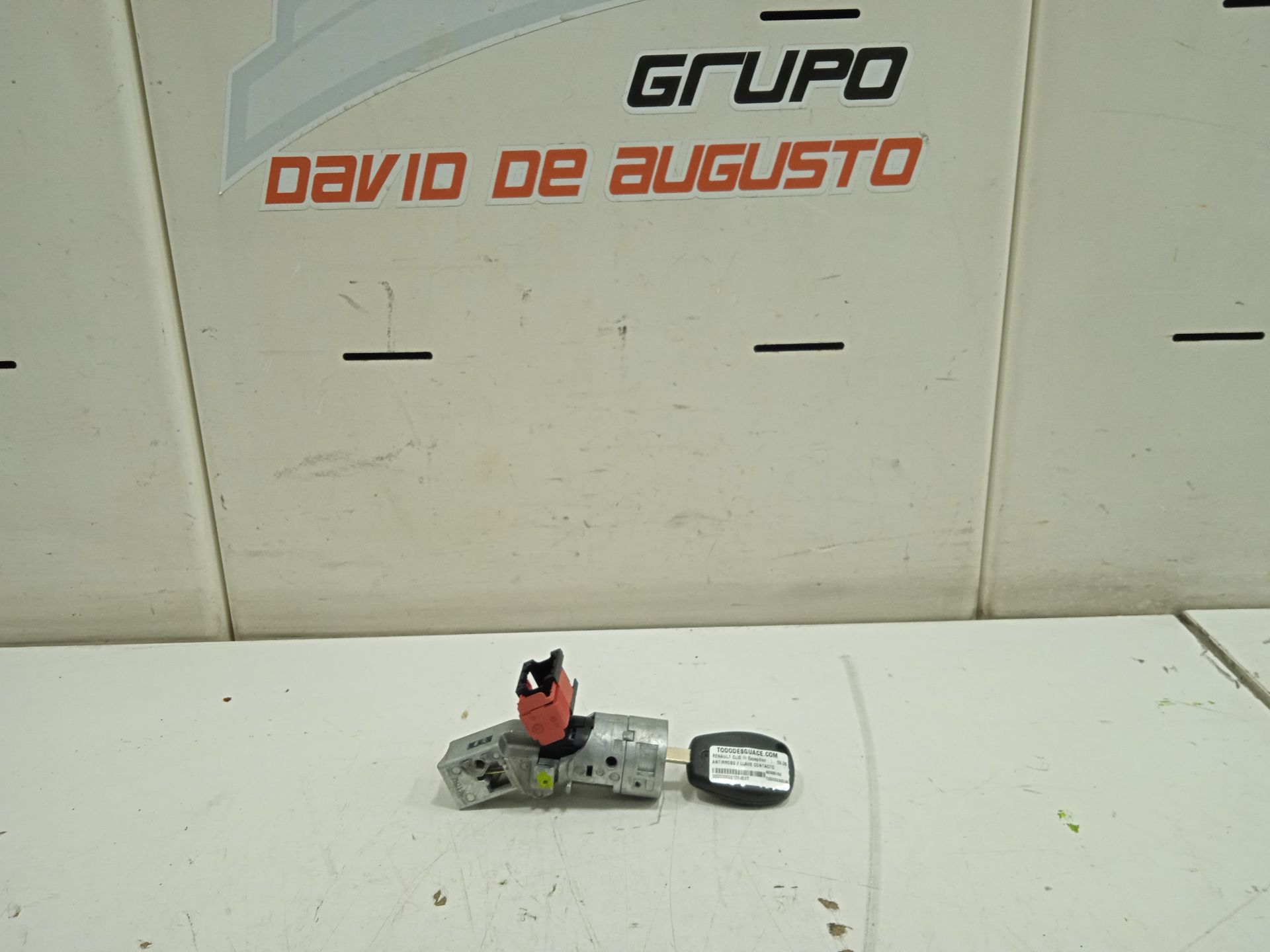 ANTIRROBO / LLAVE CONTACTO RENAULT CLIO III Exception