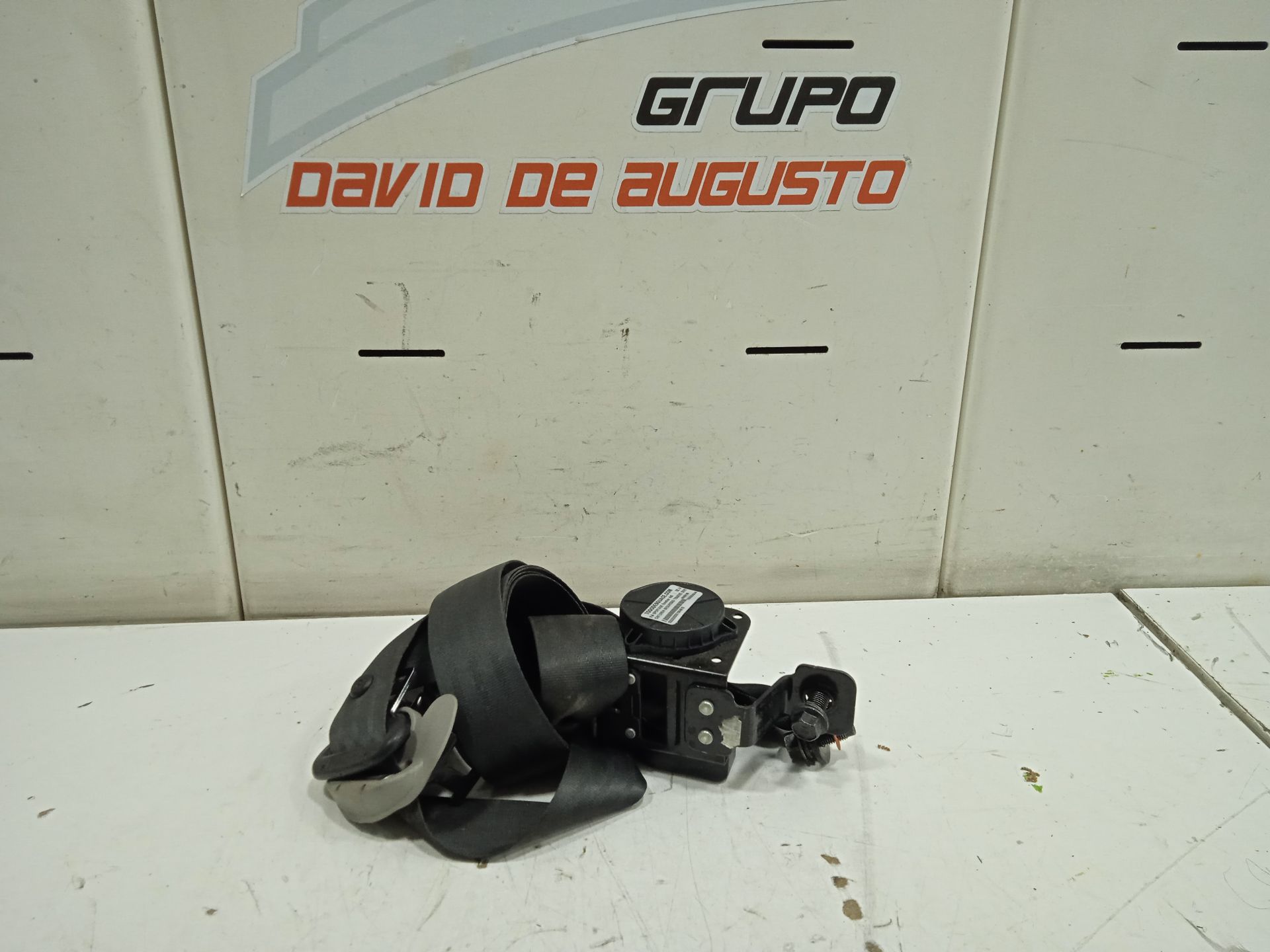 CINTURON SEGURIDAD TRASERO DERECHO KIA SPORTAGE Emotion 4x2