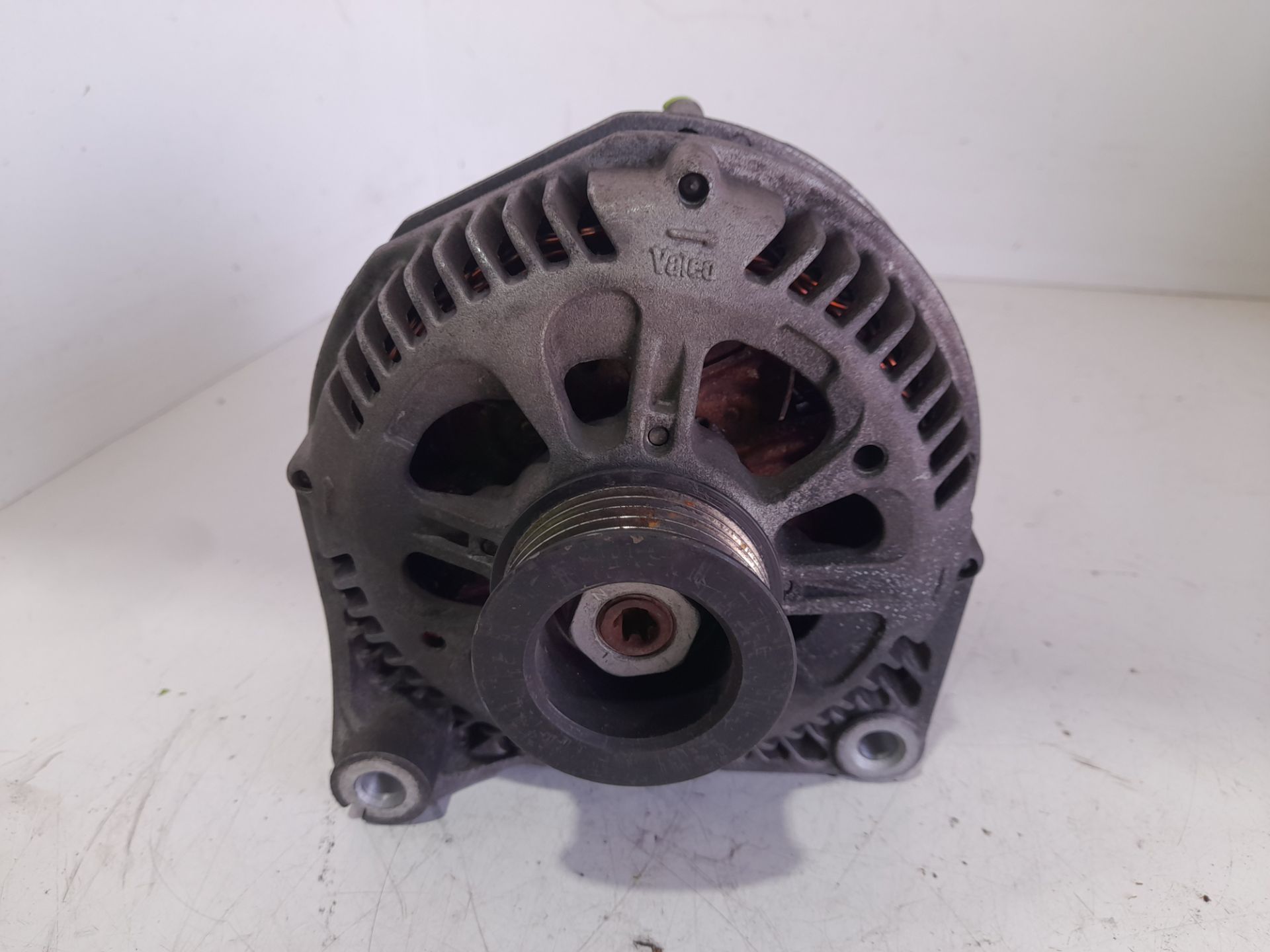 ALTERNADOR foto 2