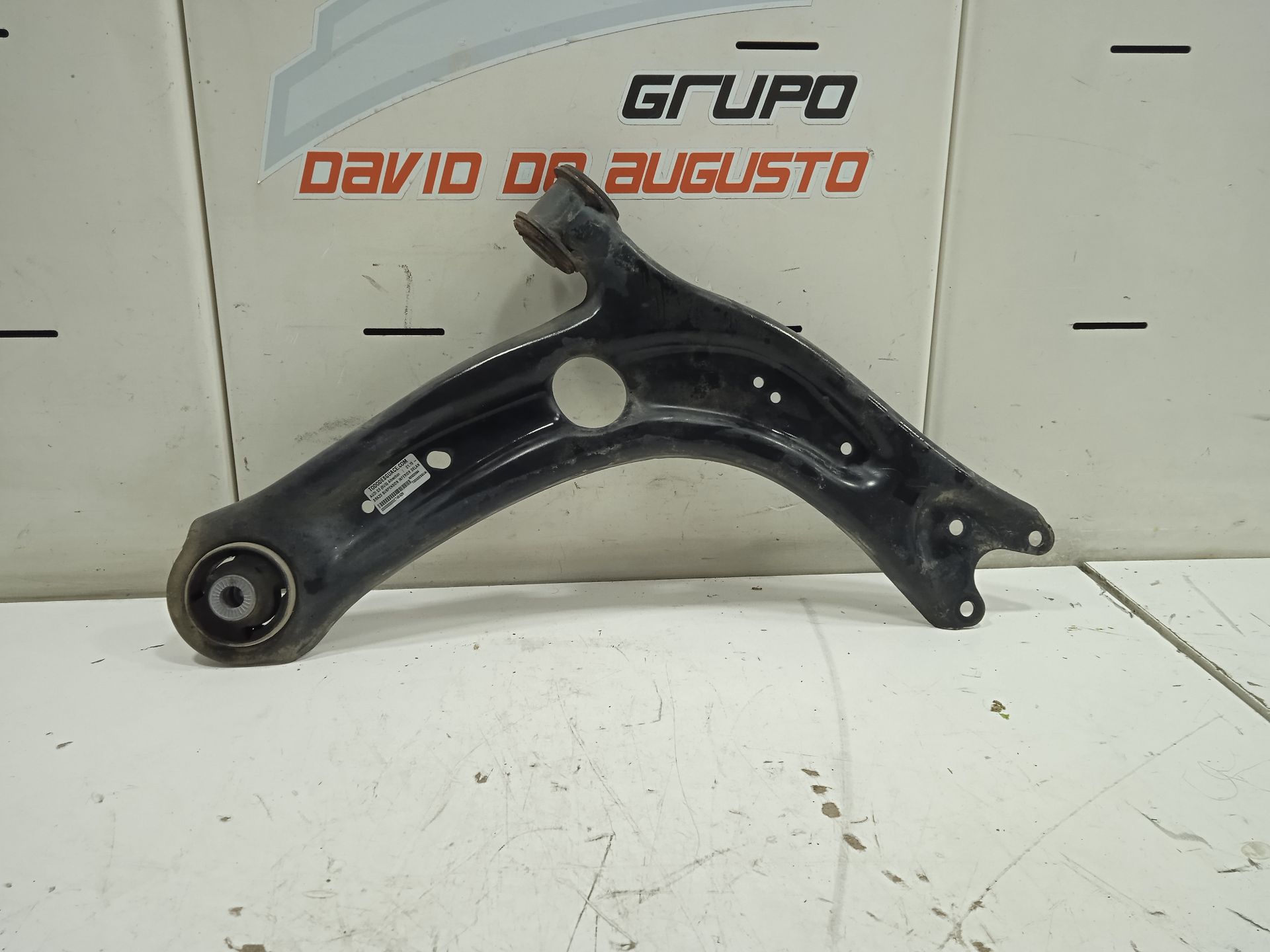 BRAZO SUSPENSION INFERIOR DELANTERO DERECHO AUDI Q3 (8UG) Attraction   |   01.15 - 12.18