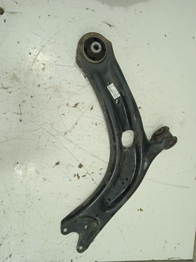 BRAZO SUSPENSION INFERIOR DELANTERO DERECHO AUDI Q3 (8UG) Attraction   |   01.15 - 12.18