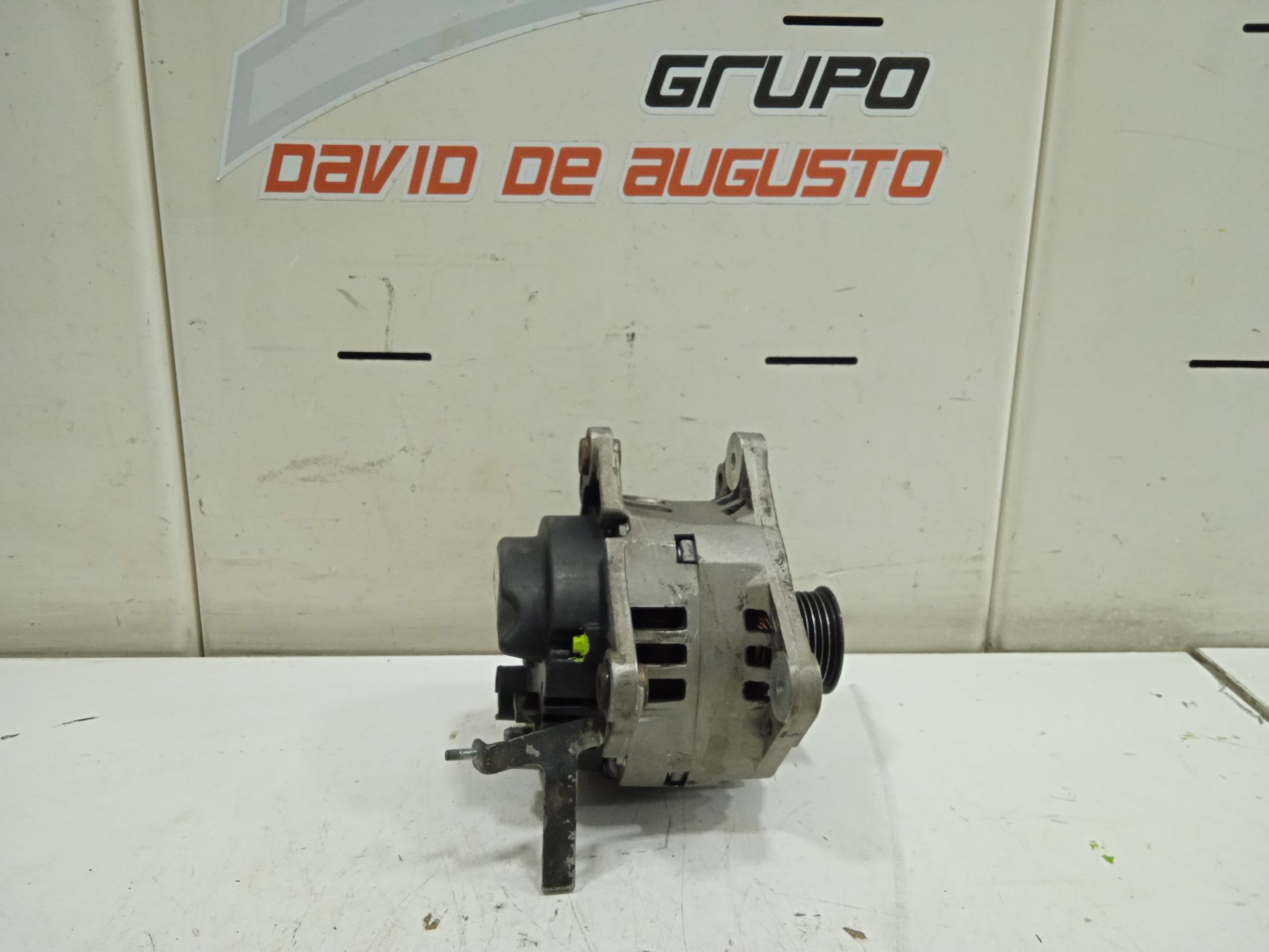 ALTERNADOR foto 2