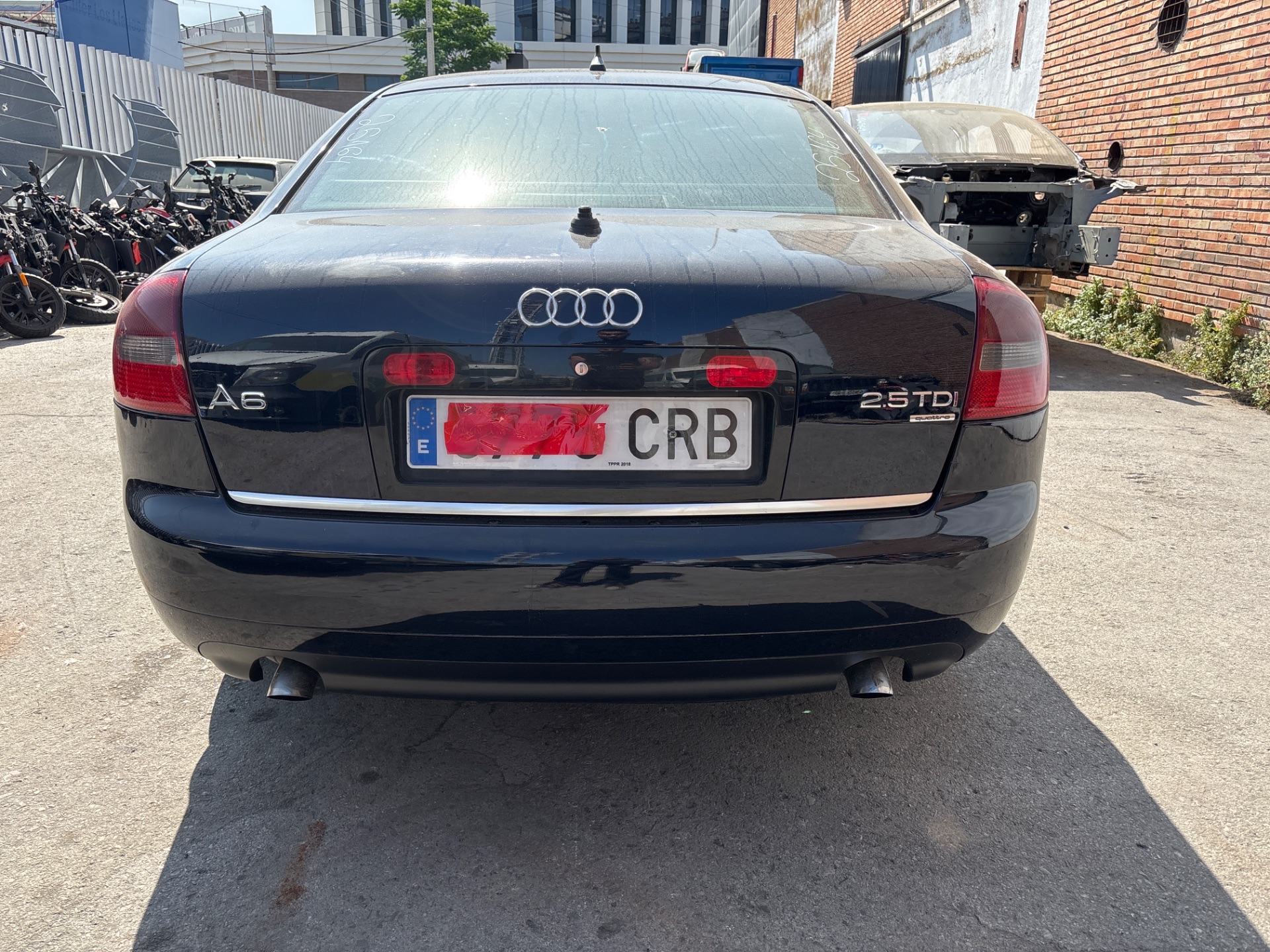 AUDI A6 BERLINA (4B2) 2.5 TDI Motor 2,5 Ltr. - 132 kW V6 24V TDI