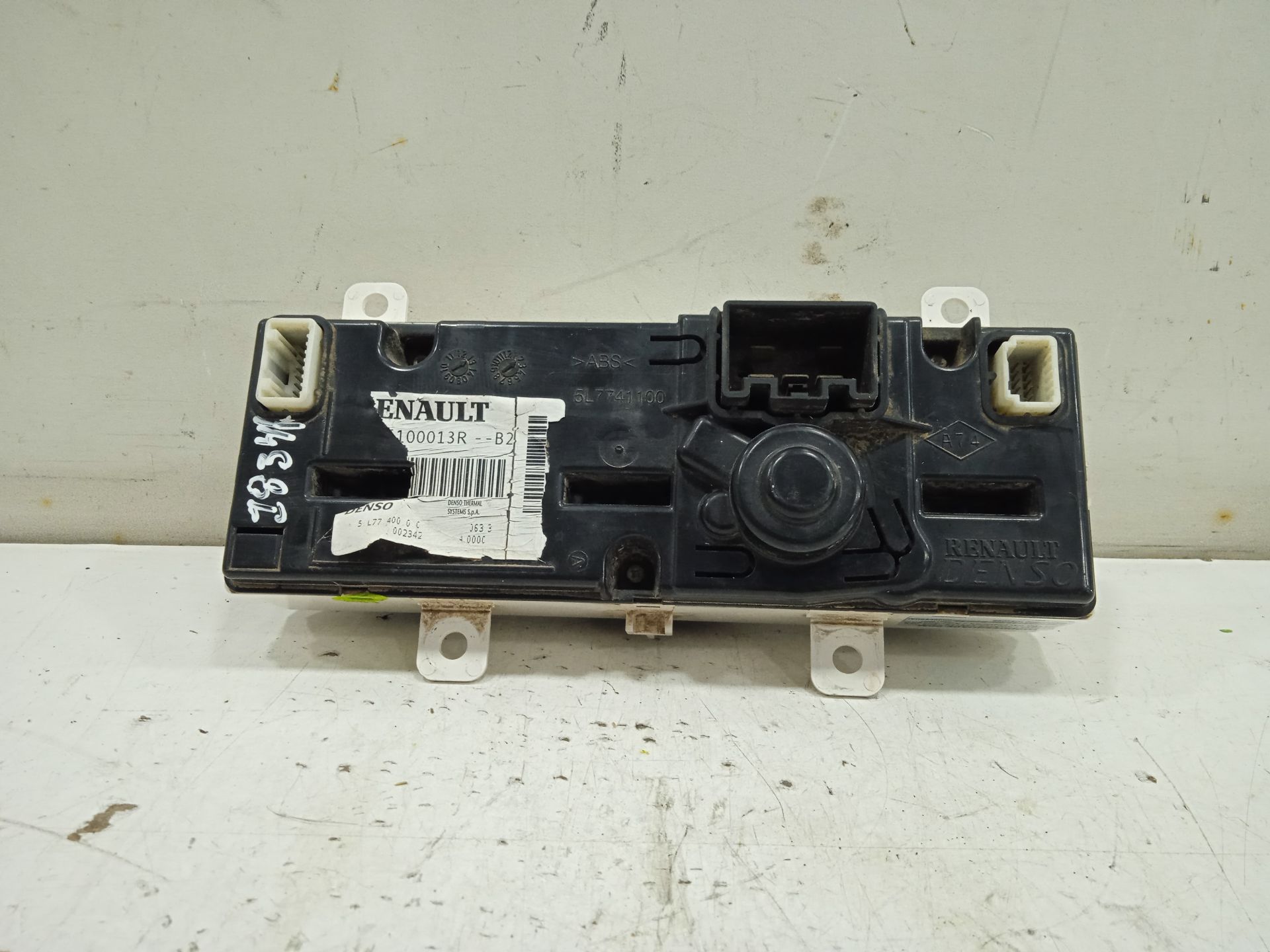 MANDO CALEFACCION / AIRE ACONDICIONADO RENAULT MASTER KASTEN L2H3 GKa 3,5t   |   08.10 - 12.18