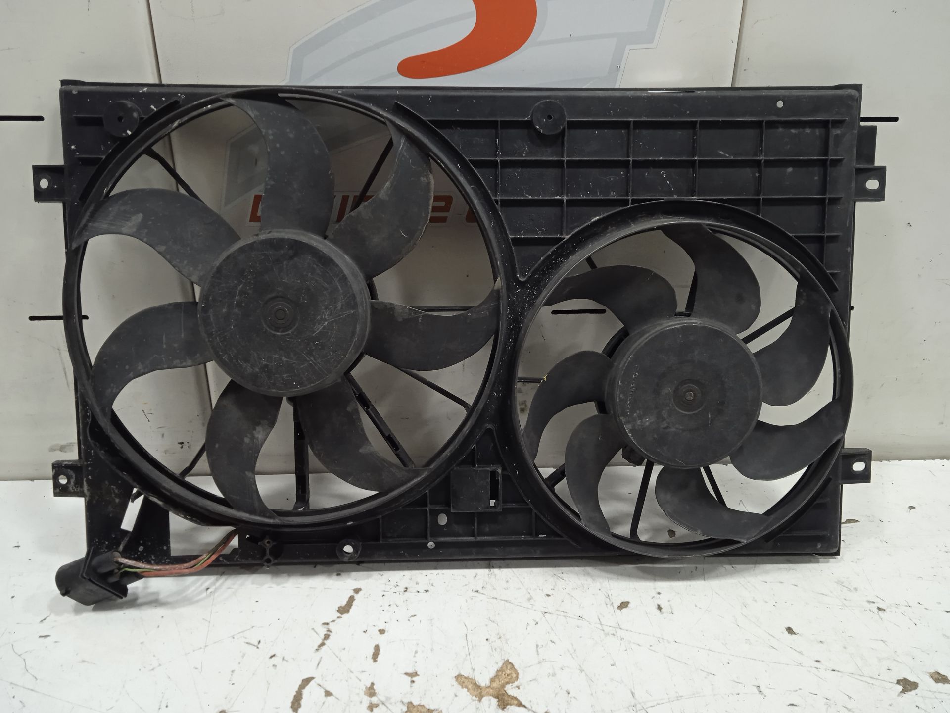ELECTROVENTILADOR VOLKSWAGEN GOLF V BERLINA (1K1) *