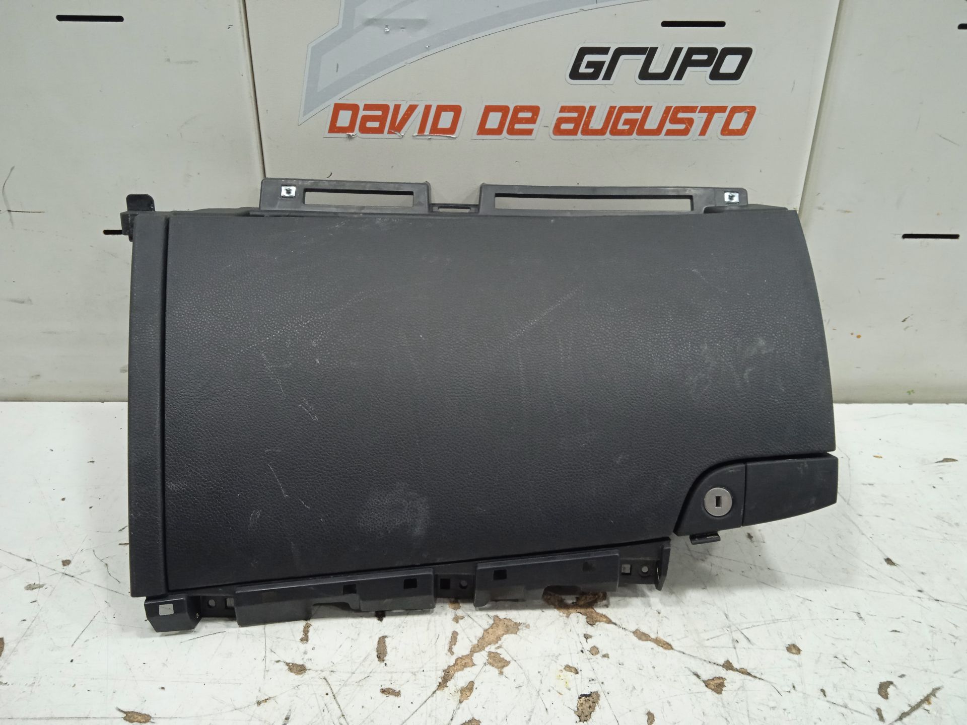 GUANTERA HYUNDAI SANTA FE (DM) Style 4WD