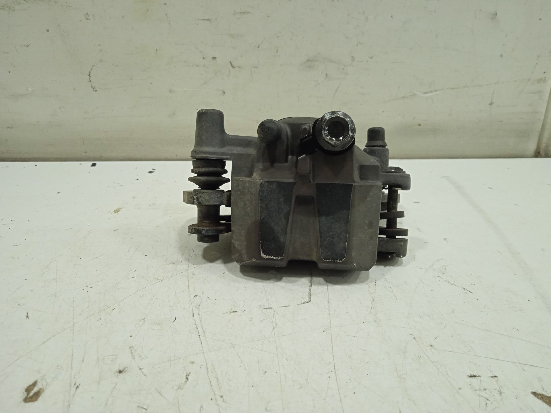 PINZA DE FRENO TRASERA YAMAHA NMAX NMAX 125