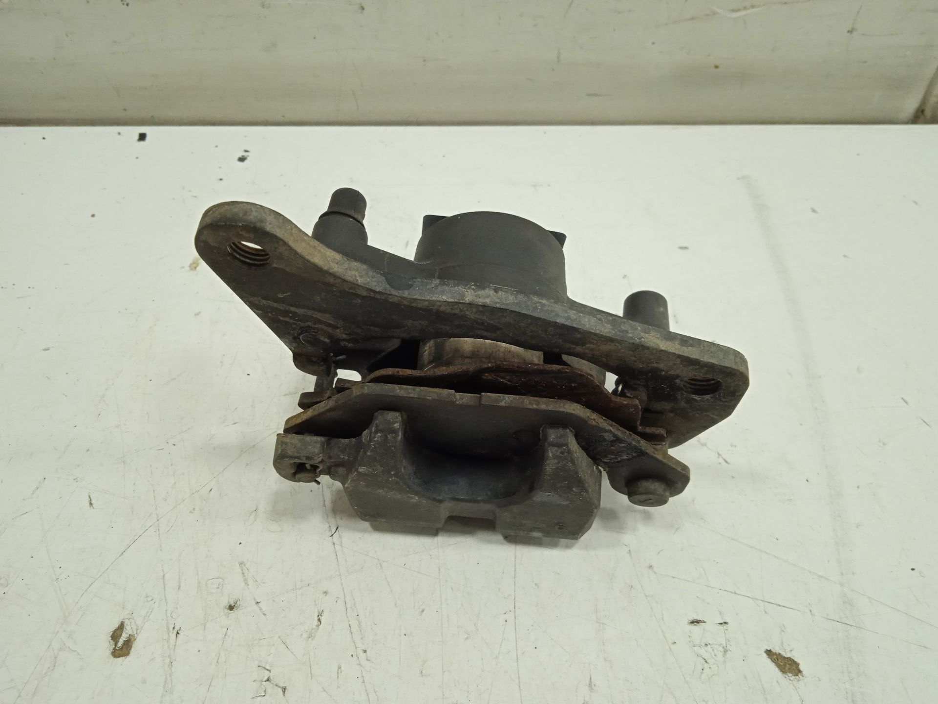 PINZA DE FRENO TRASERA YAMAHA NMAX NMAX 125