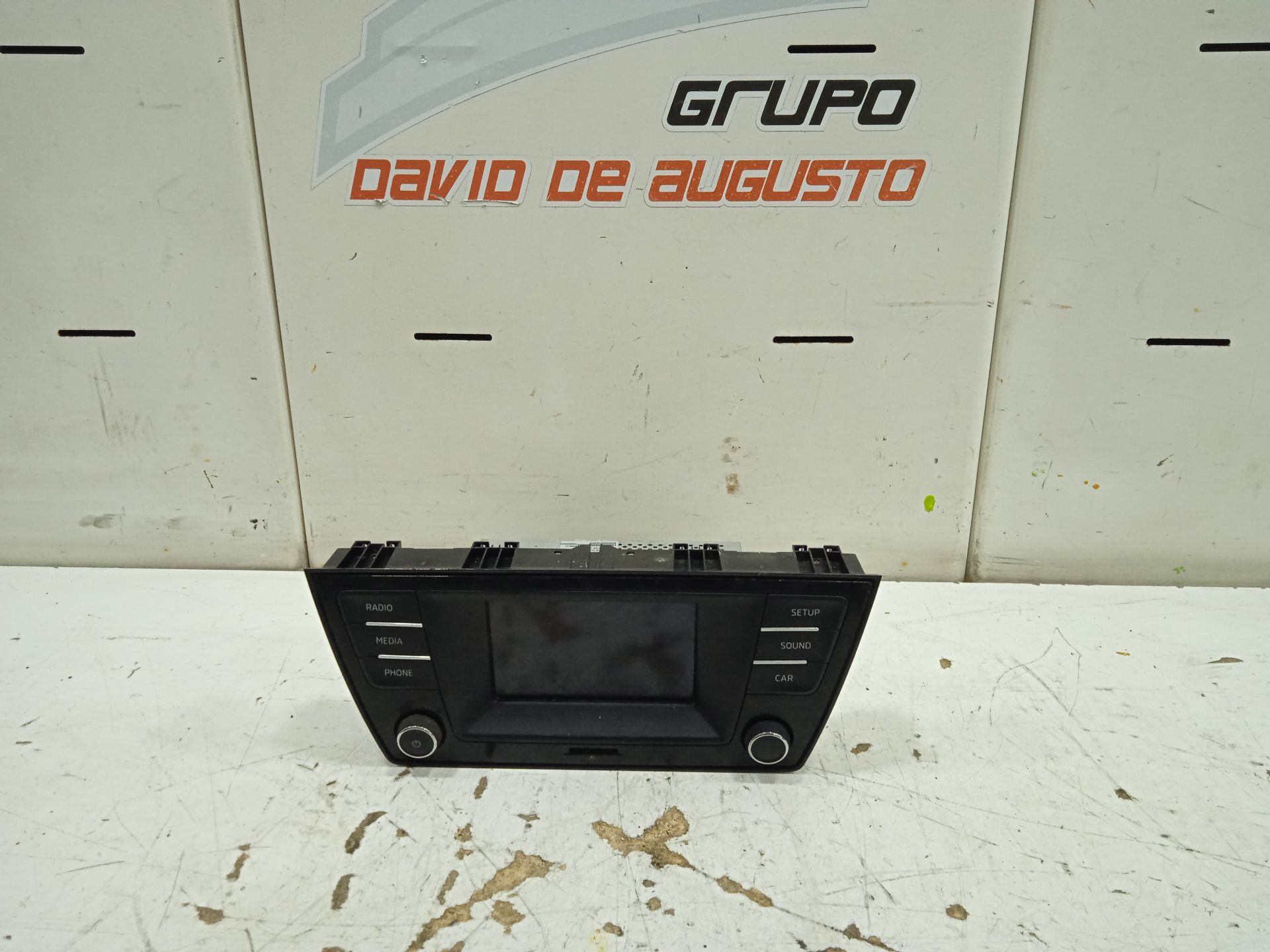 SISTEMA AUDIO / RADIO CD SKODA FABIA Color Concept