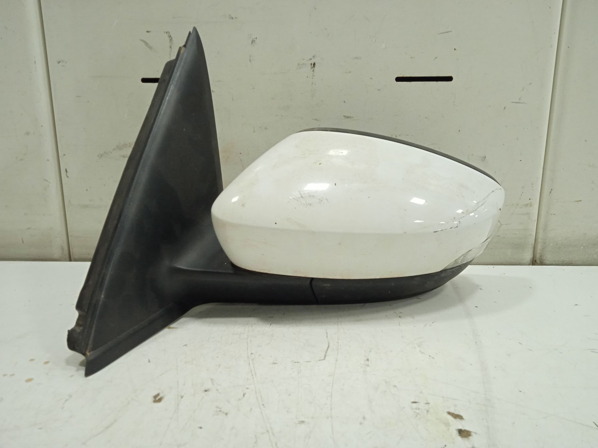 RETROVISOR IZQUIERDO SKODA FABIA Color Concept