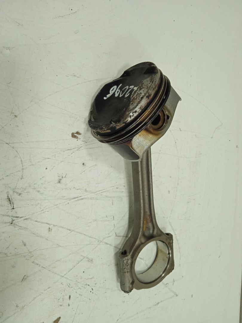 PISTON Y BIELA PEUGEOT 308 Active   |   06.14 - 12.20