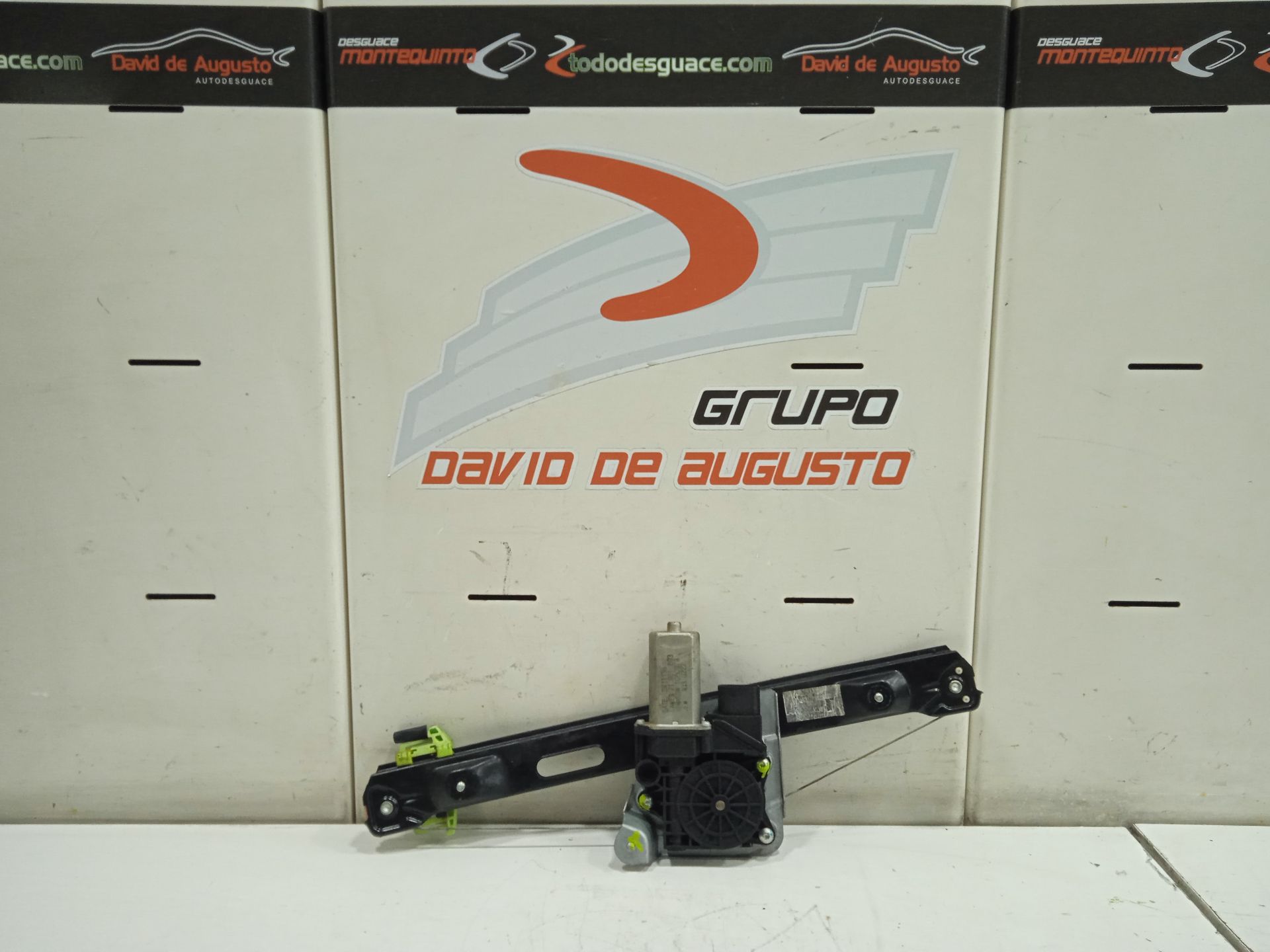 ELEVALUNAS TRASERO DERECHO BMW SERIE 1 BERLINA (E81/E87) 116d