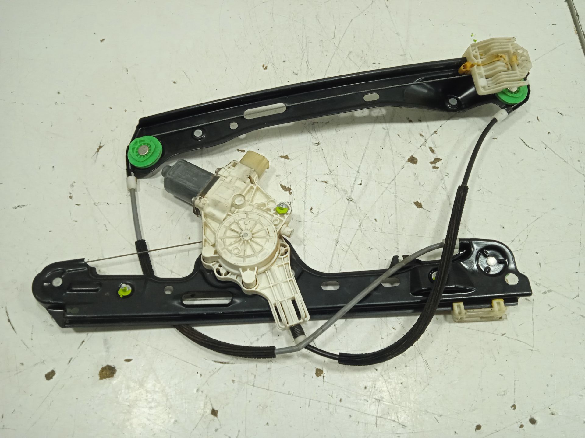 ELEVALUNAS DELANTERO DERECHO BMW SERIE 1 BERLINA (E81/E87) 116d