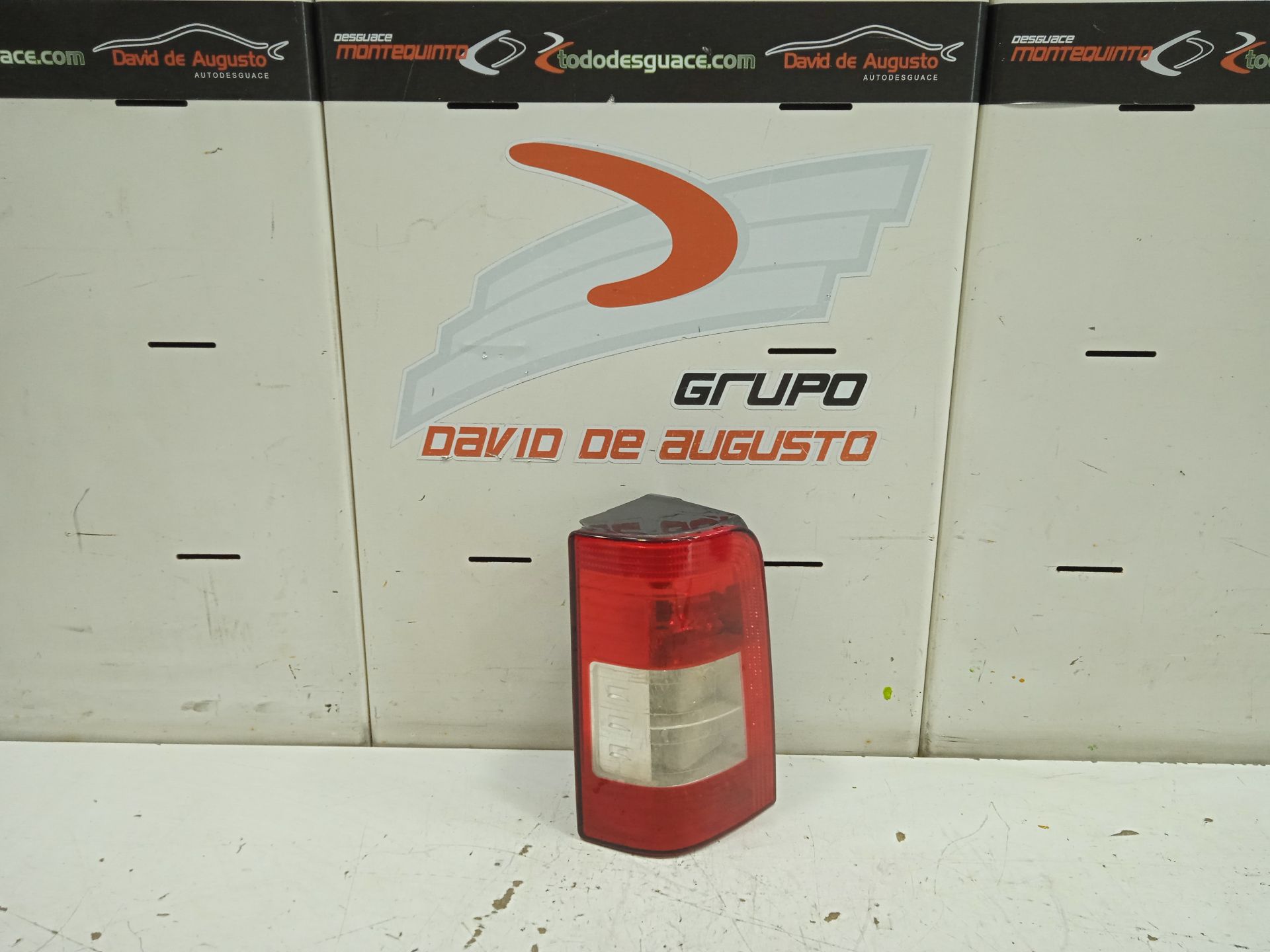 PILOTO TRASERO IZQUIERDO