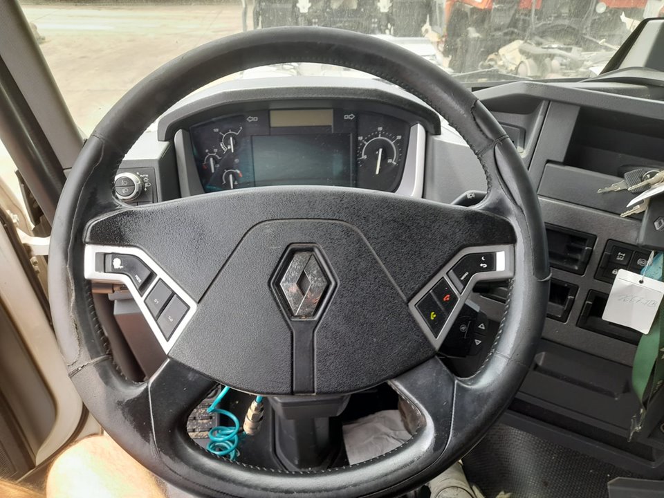 RENAULT T 520 HIGHCAB T4X2 EURO 6