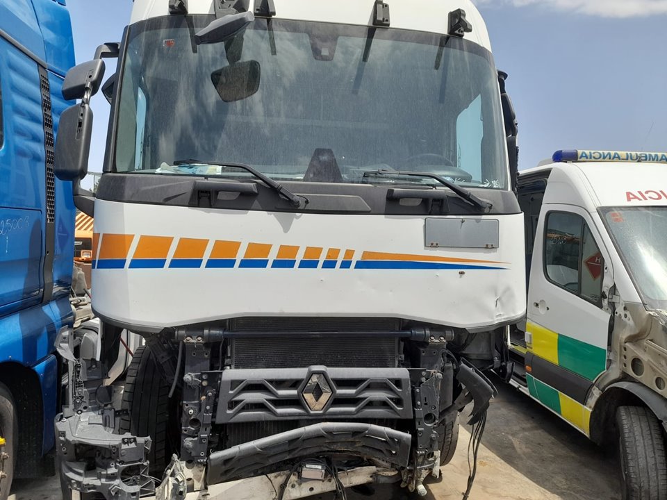 RENAULT T 520 HIGHCAB T4X2 EURO 6