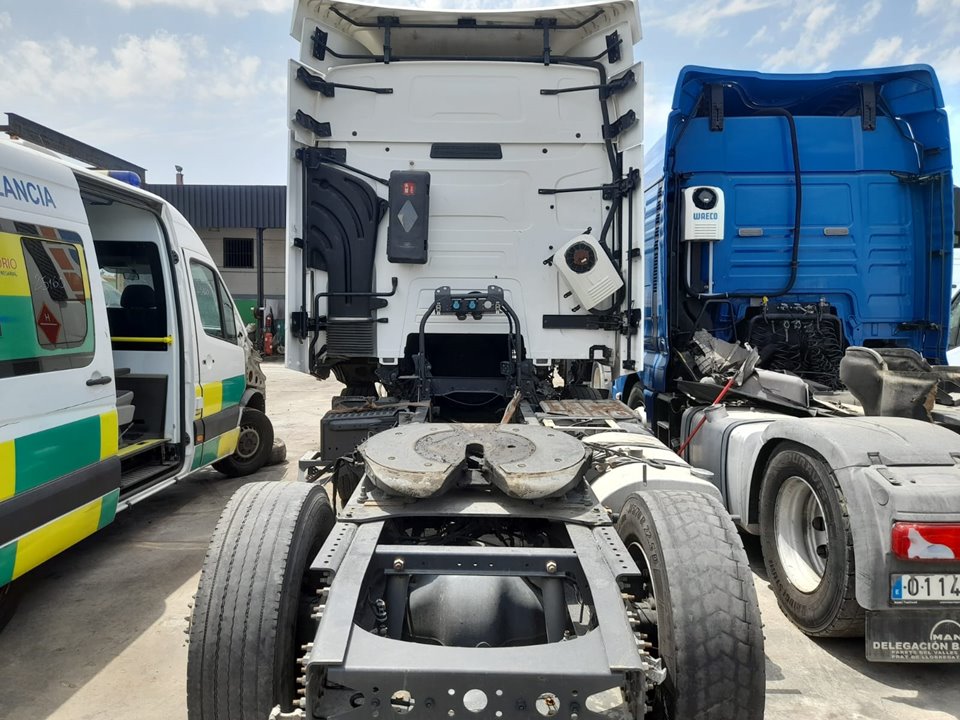 RENAULT T 520 HIGHCAB T4X2 EURO 6