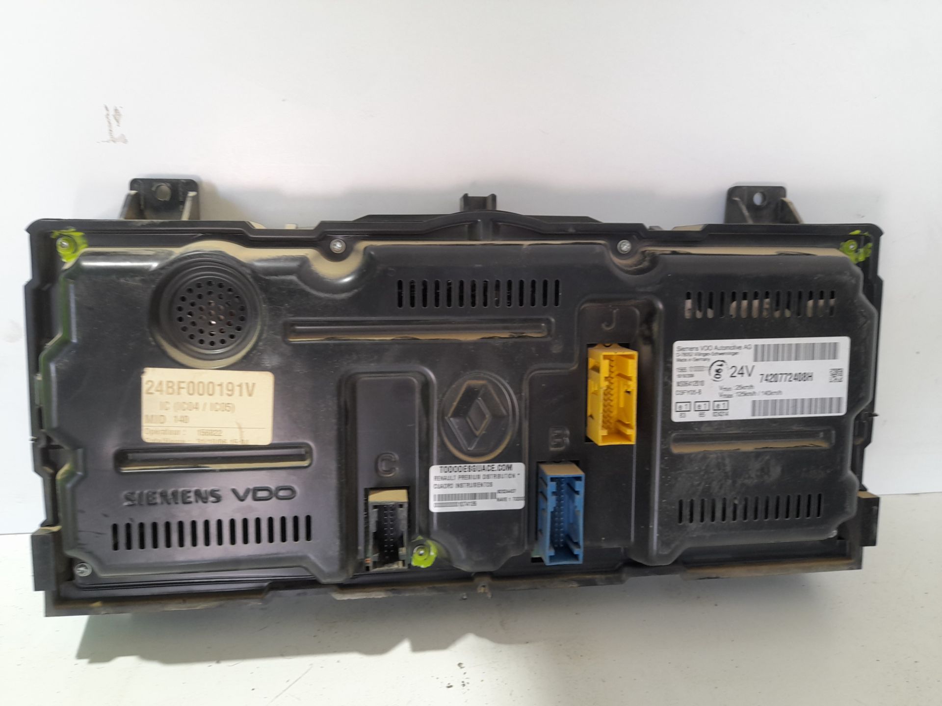 CUADRO INSTRUMENTOS RENAULT PREMIUM DISTRIBUTION *