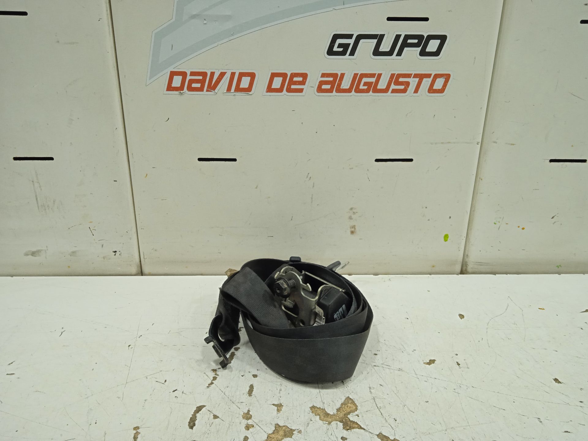 CINTURON SEGURIDAD DELANTERO DERECHO foto 3