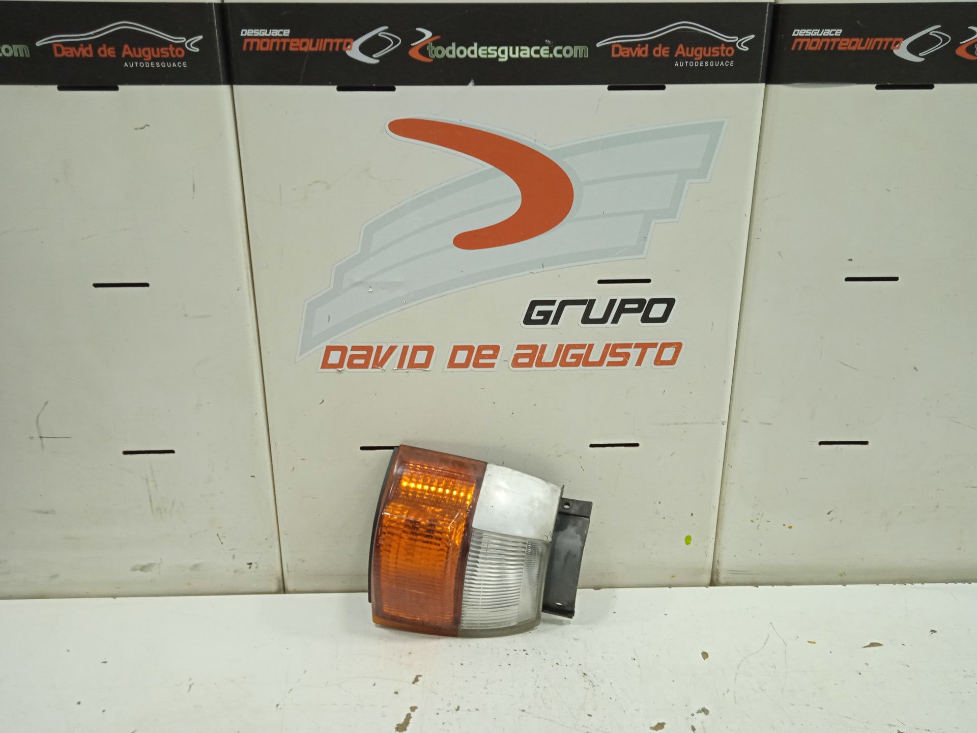 PILOTO DELANTERO IZQUIERDO NISSAN CABSTAR TL28