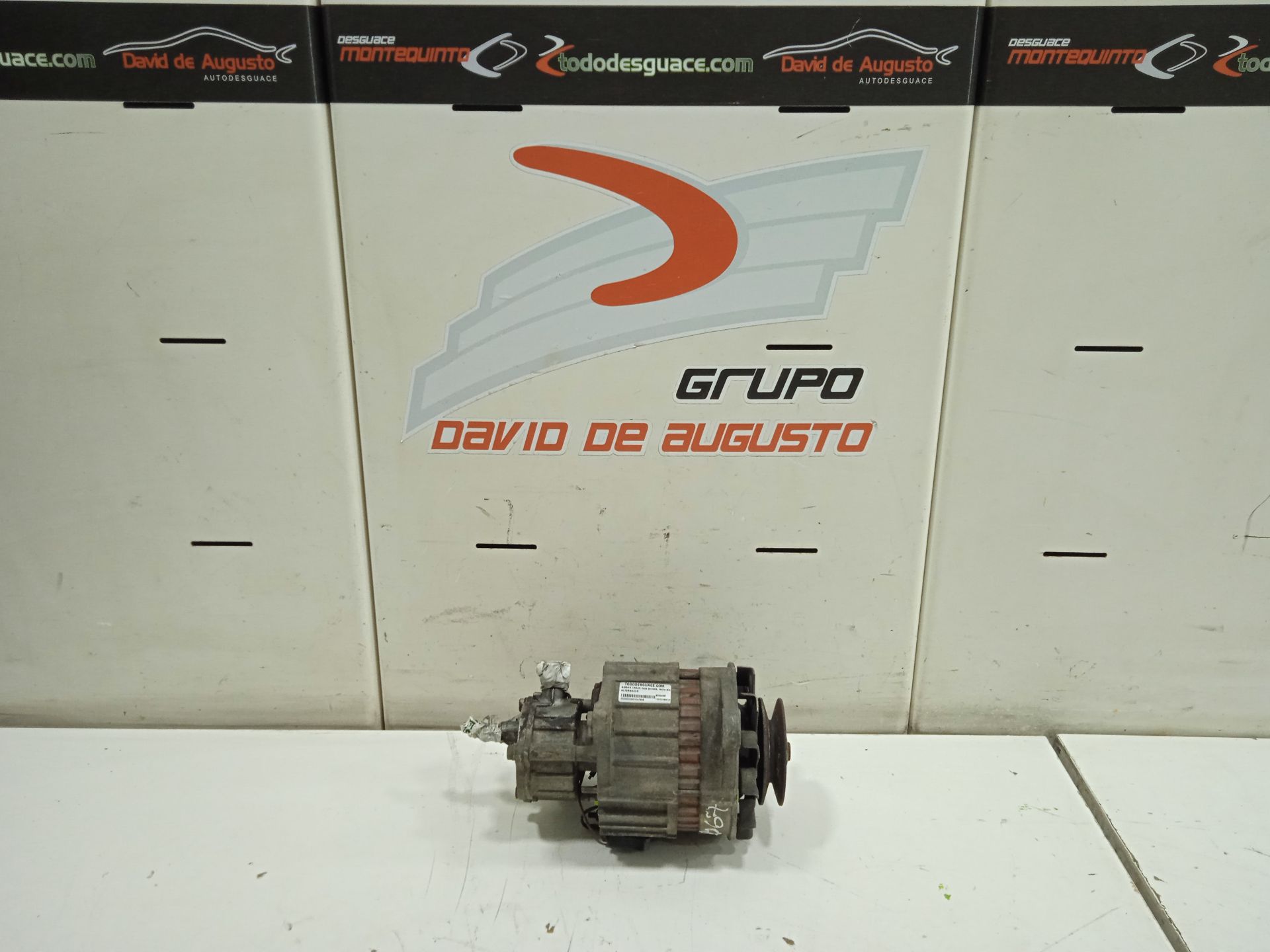 ALTERNADOR NISSAN TRADE Caja cerrada, techo elevado