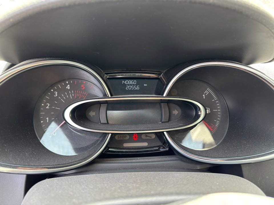 RENAULT CLIO IV Wolfnoir Motor 1,5 Ltr. - 66 kW dCi Diesel FAP Energy