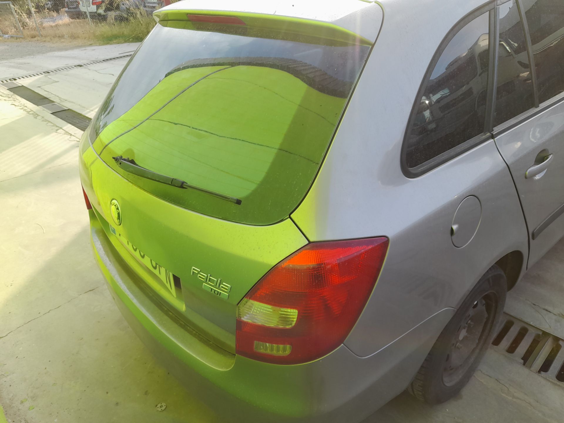 SKODA FABIA (5J2 ) Urban Motor 1,4 Ltr. - 51 kW TDI