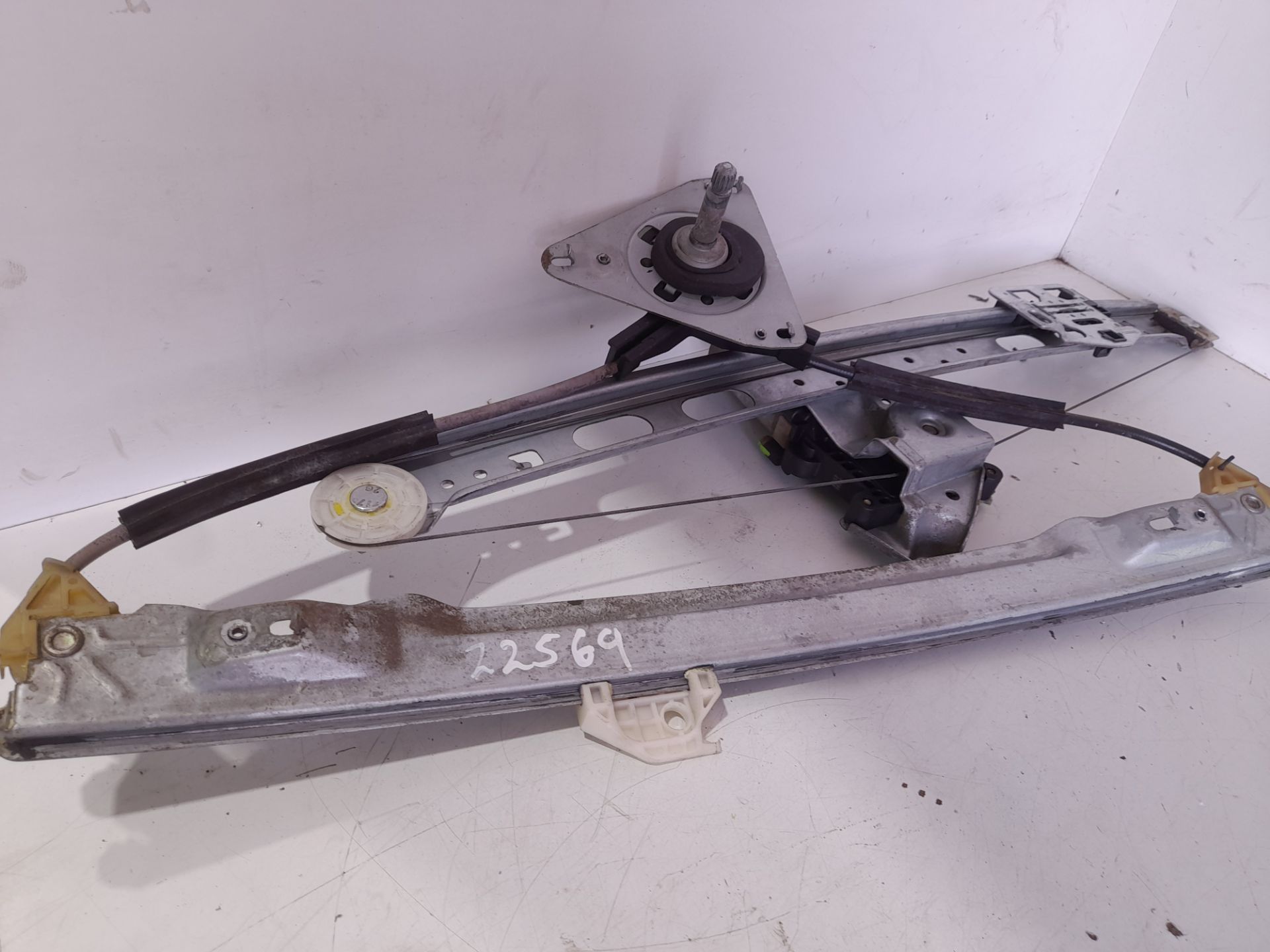 ELEVALUNAS TRASERO IZQUIERDO MERCEDES-BENZ CLASE M (W163) 270 CDI (163.113)