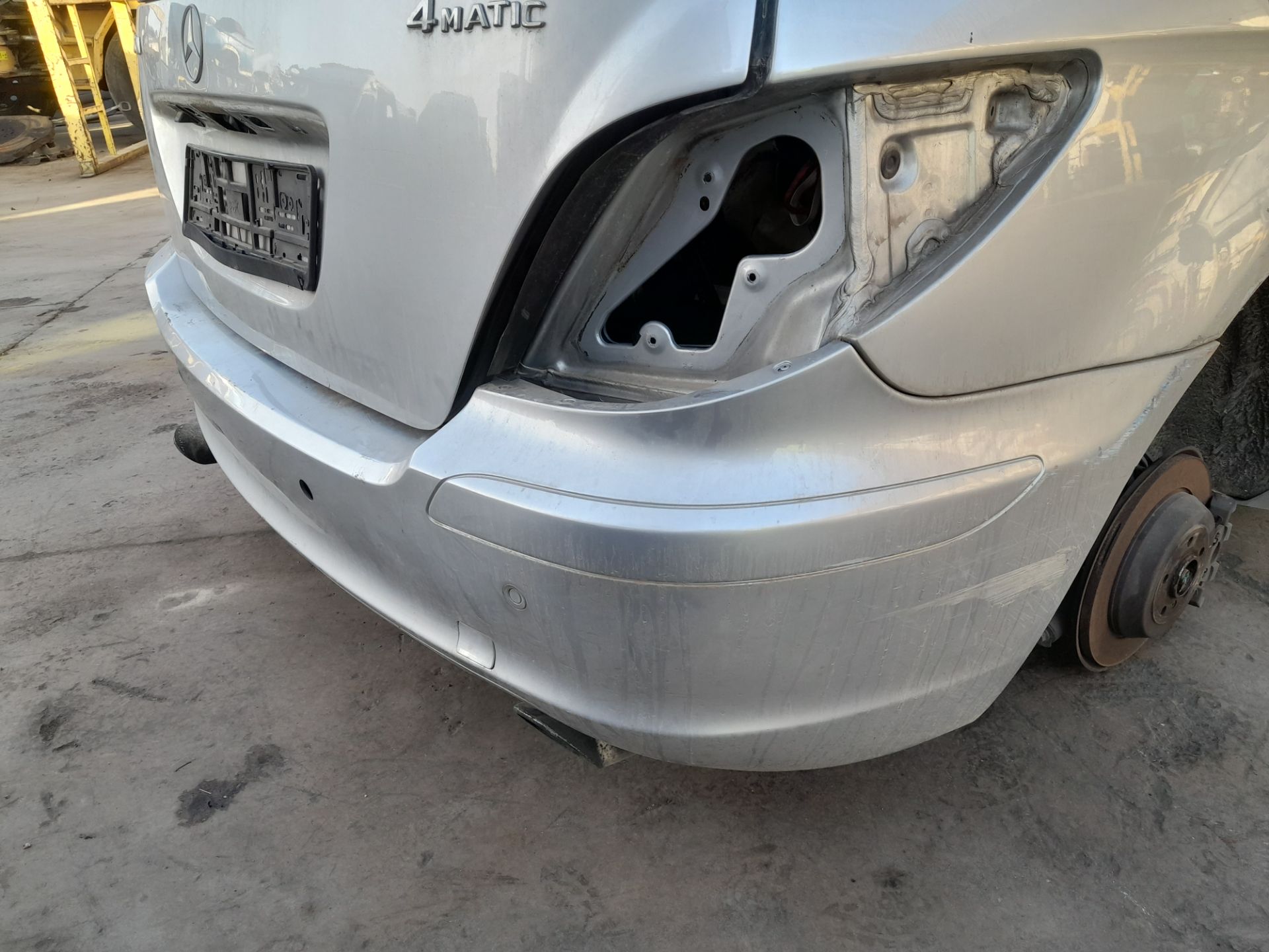 PARAGOLPES TRASERO MERCEDES-BENZ CLASE R (W251) 320 CDI (251.022)