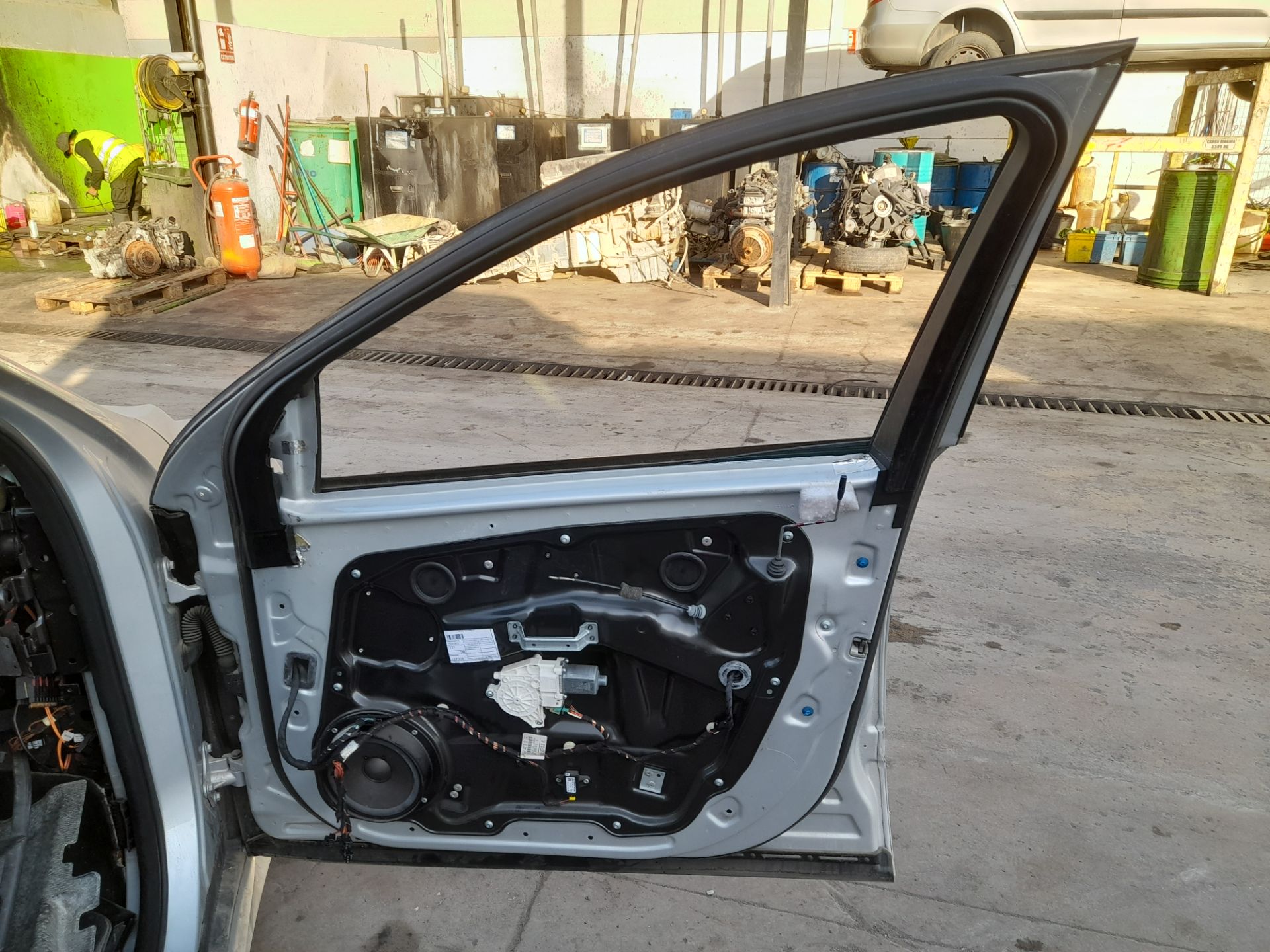 PUERTA DELANTERA DERECHA MERCEDES-BENZ CLASE R (W251) 320 CDI (251.022)