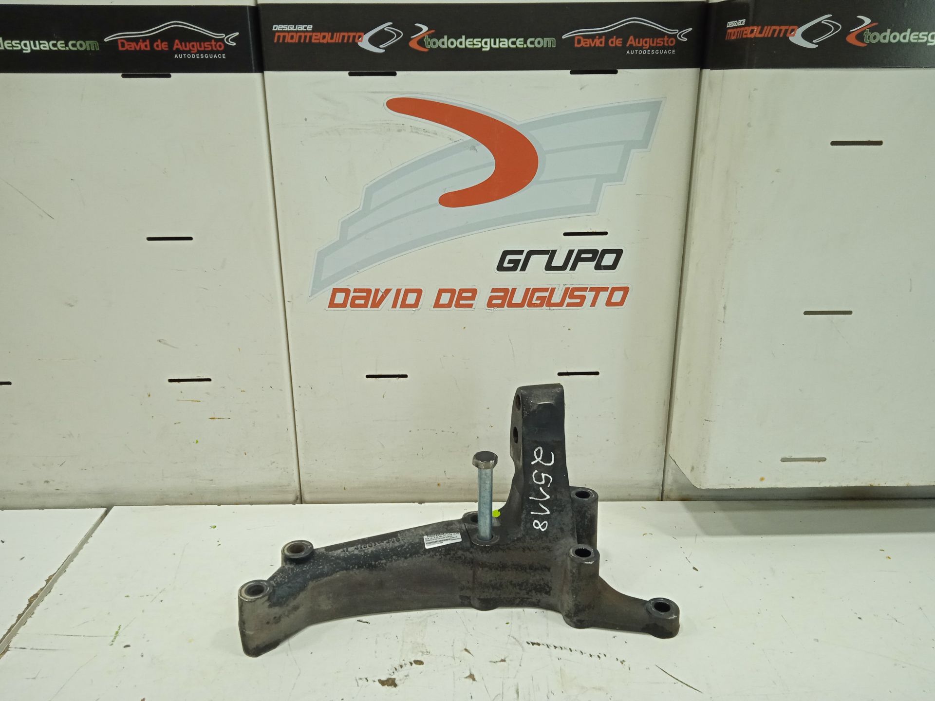 SOPORTE DE LA CAJA CAMBIO MAN TG-A 32.XXX FKI  FFDK  8X4 (E3) LX