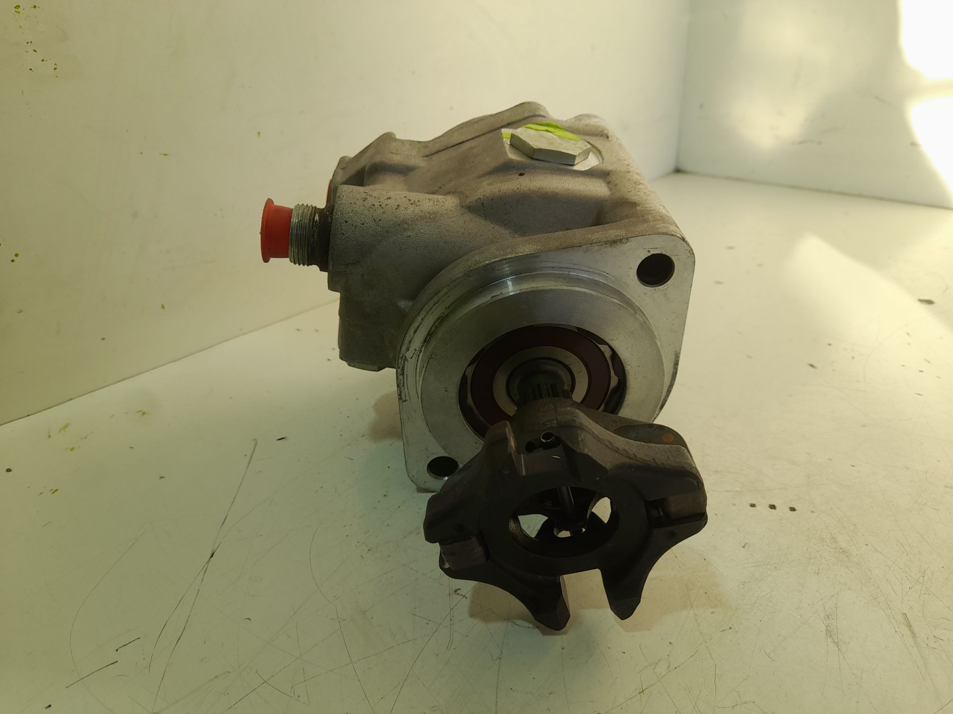 BOMBA HIDRAULICA MERCEDES-BENZ ACTROS BM 963.XXX 2-ACHSER 18XX 4x2 Sattelzugmaschine L BigSpace