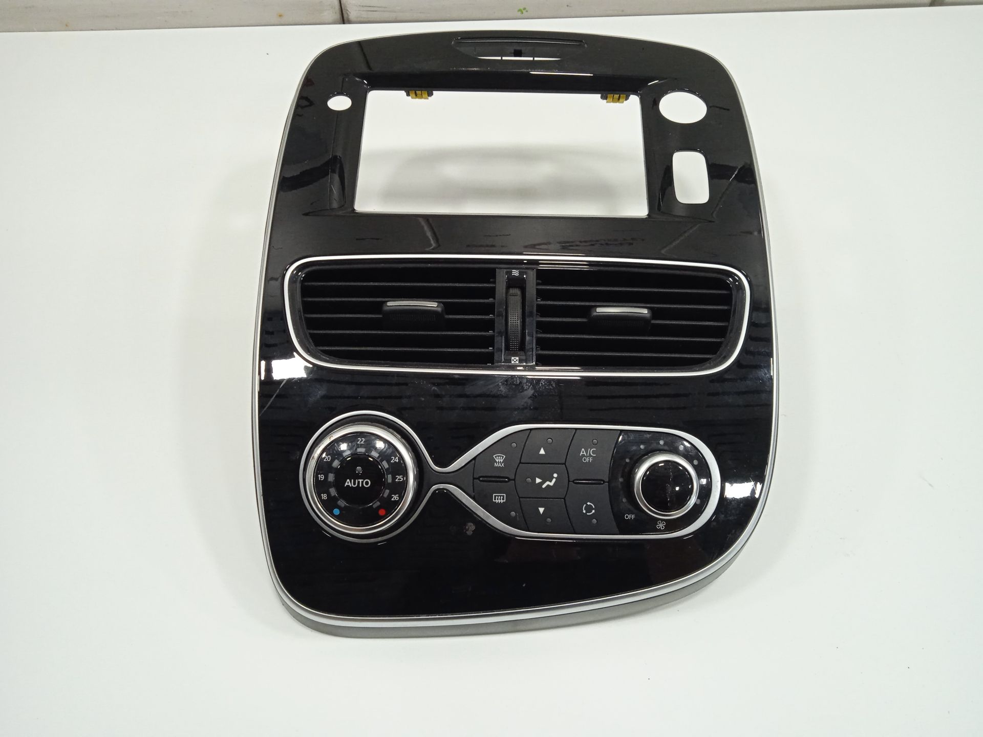MOLDURA INTERIOR RENAULT CLIO IV Wolfnoir