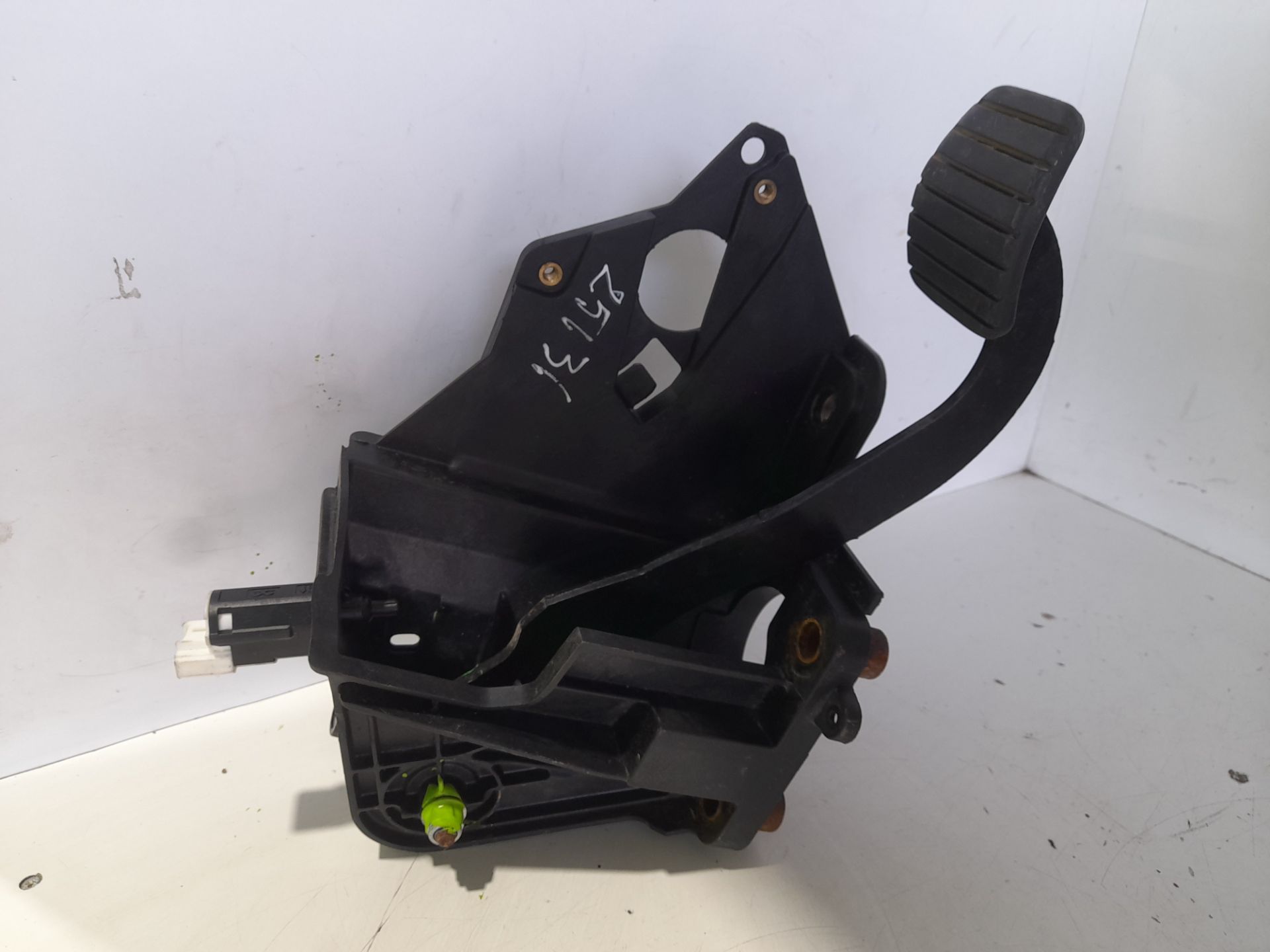 PEDAL FRENO RENAULT MASTER 3T5 VAN 3T5 VAN STD FWD 130E6