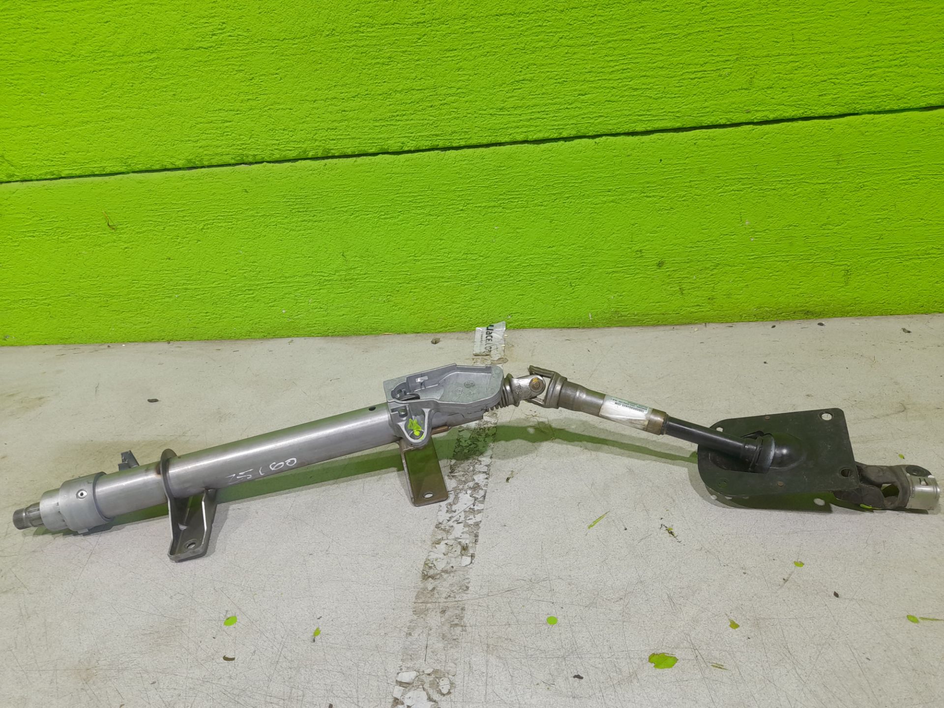 COLUMNA DIRECCION MERCEDES-BENZ SPRINTERII CAJA CERRADA (DESDE 01.06) *