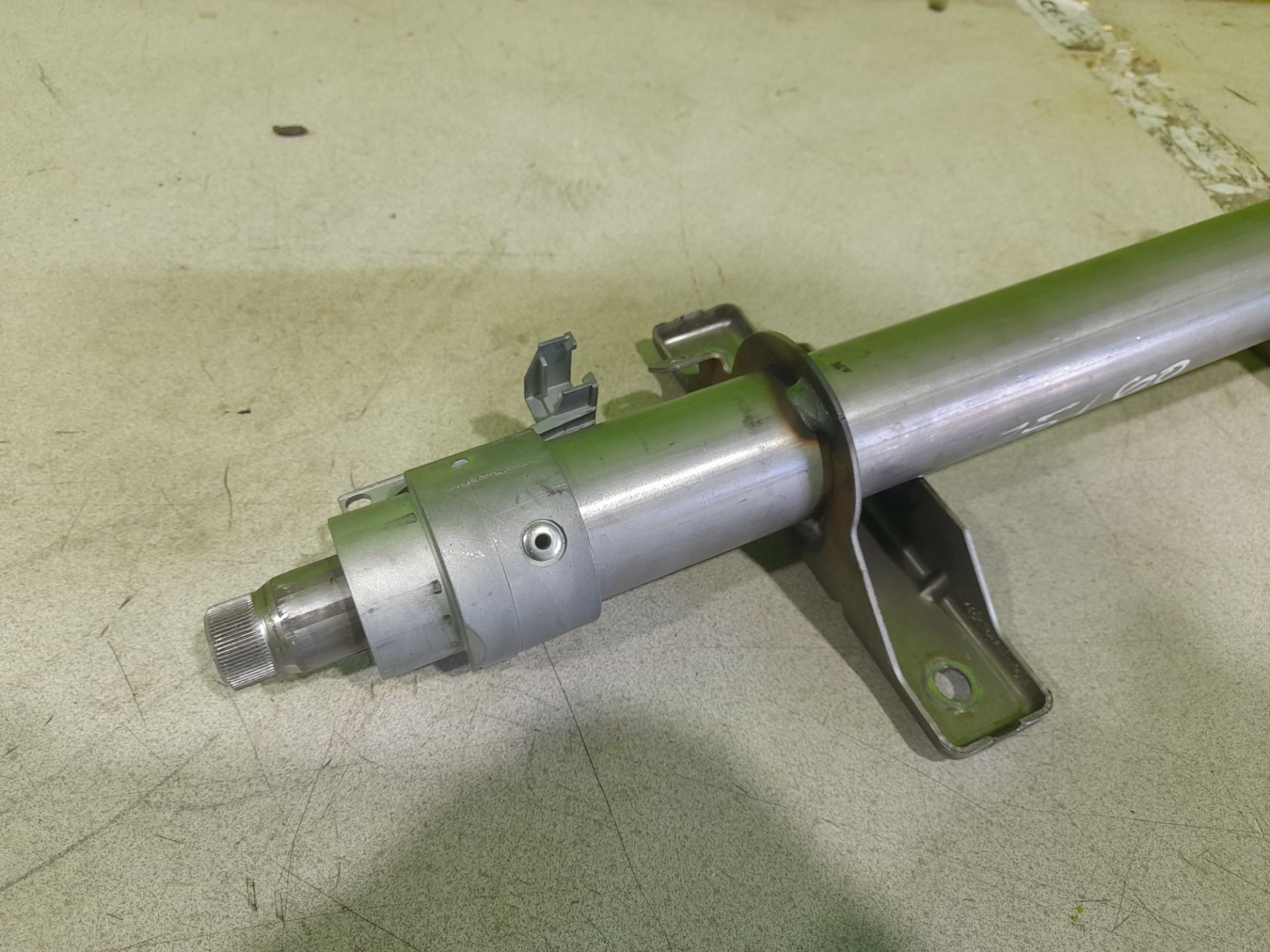 COLUMNA DIRECCION MERCEDES-BENZ SPRINTERII CAJA CERRADA (DESDE 01.06) *