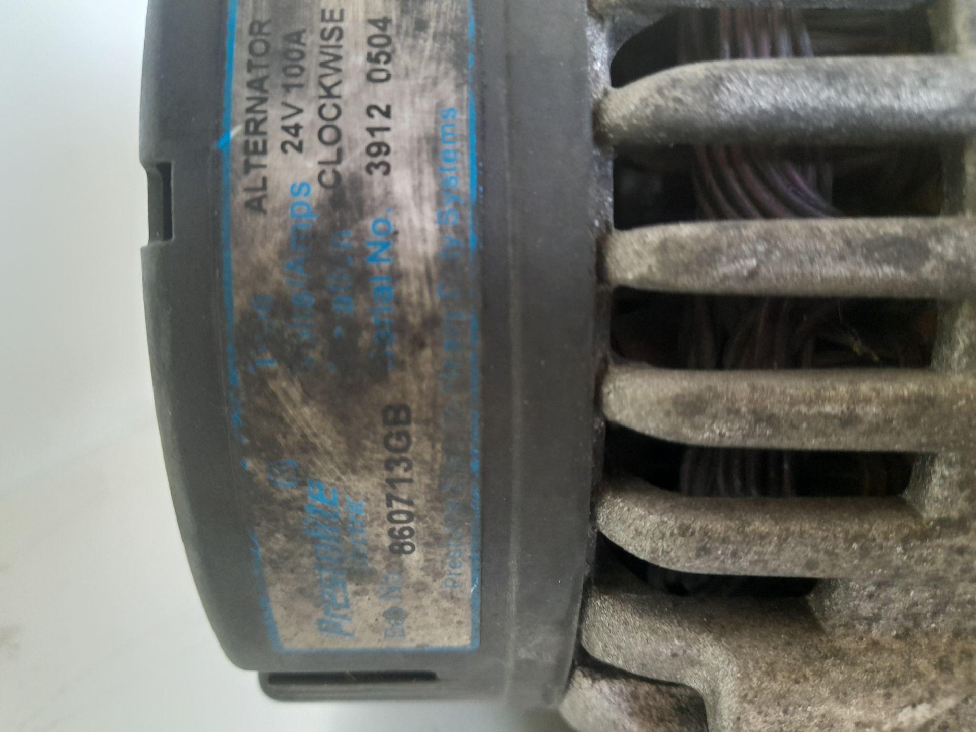 ALTERNADOR MAN L 2000 EVOLUTION L 2000  FG   LLC M (Largura mediana)