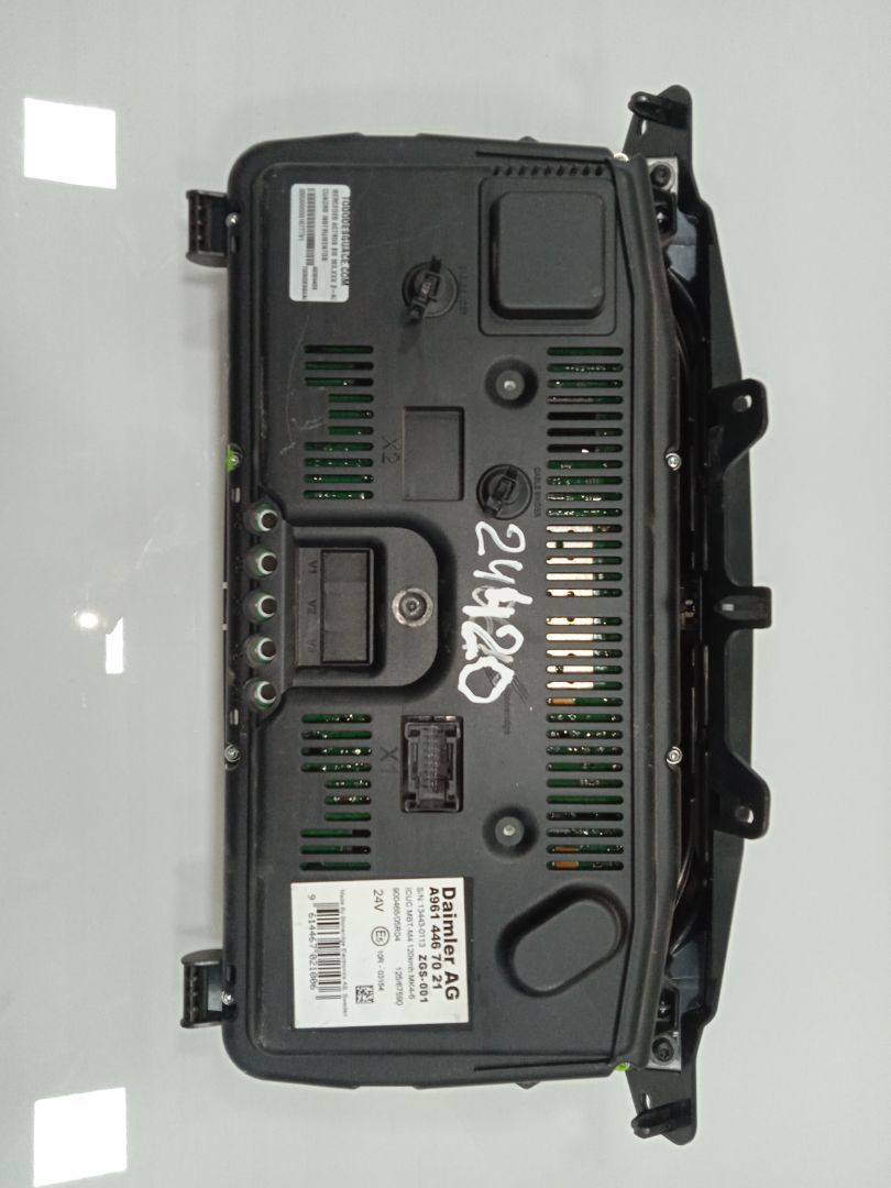 CUADRO INSTRUMENTOS MERCEDES-BENZ ACTROS BM 963.XXX 2-ACHSER 18XX 4x2 Sattelzugmaschine L BigSpace
