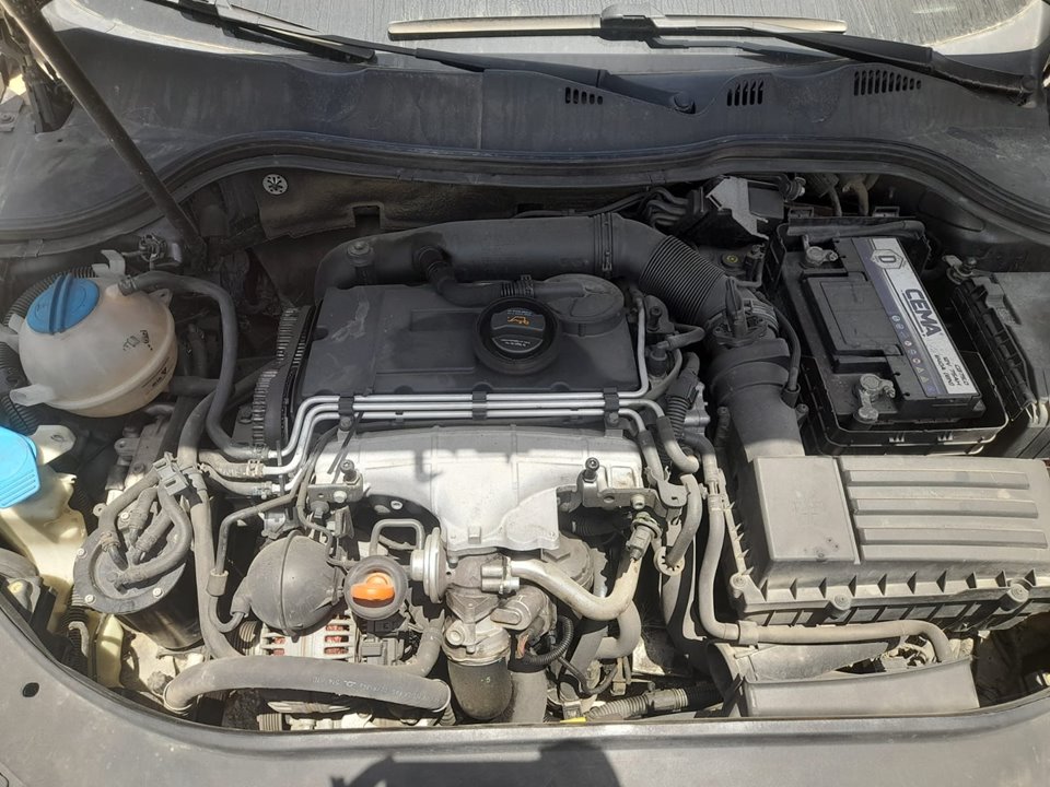 VOLKSWAGEN PASSAT BERLINA (3C2) Advance Motor 2,0 Ltr. - 103 kW TDI