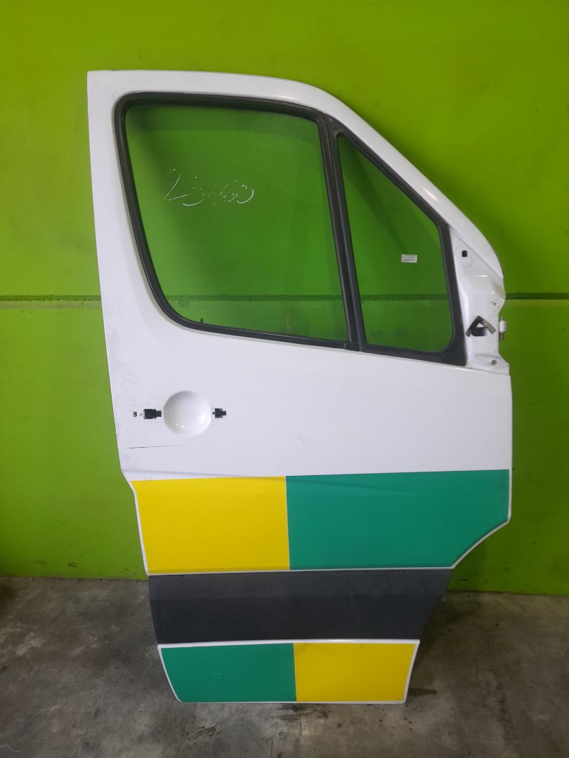 PUERTA DELANTERA DERECHA MERCEDES-BENZ SPRINTERII CAJA CERRADA (DESDE 01.06) *