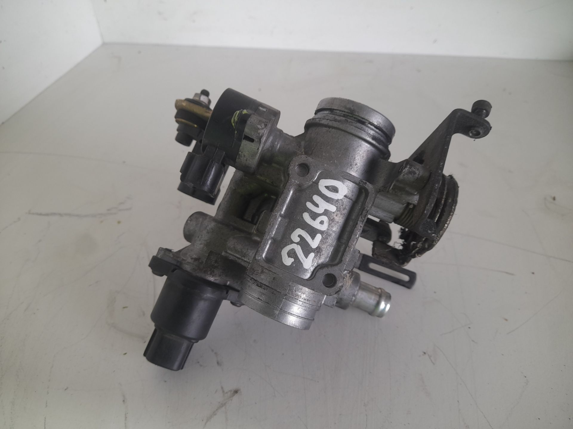 CAJA MARIPOSA YAMAHA YP 250 MAJESTY *   |   0.96 - 0.08