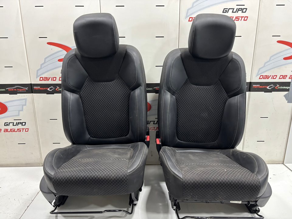 CONJUNTO ASIENTOS COMPLETO RENAULT CLIO IV Wolfnoir