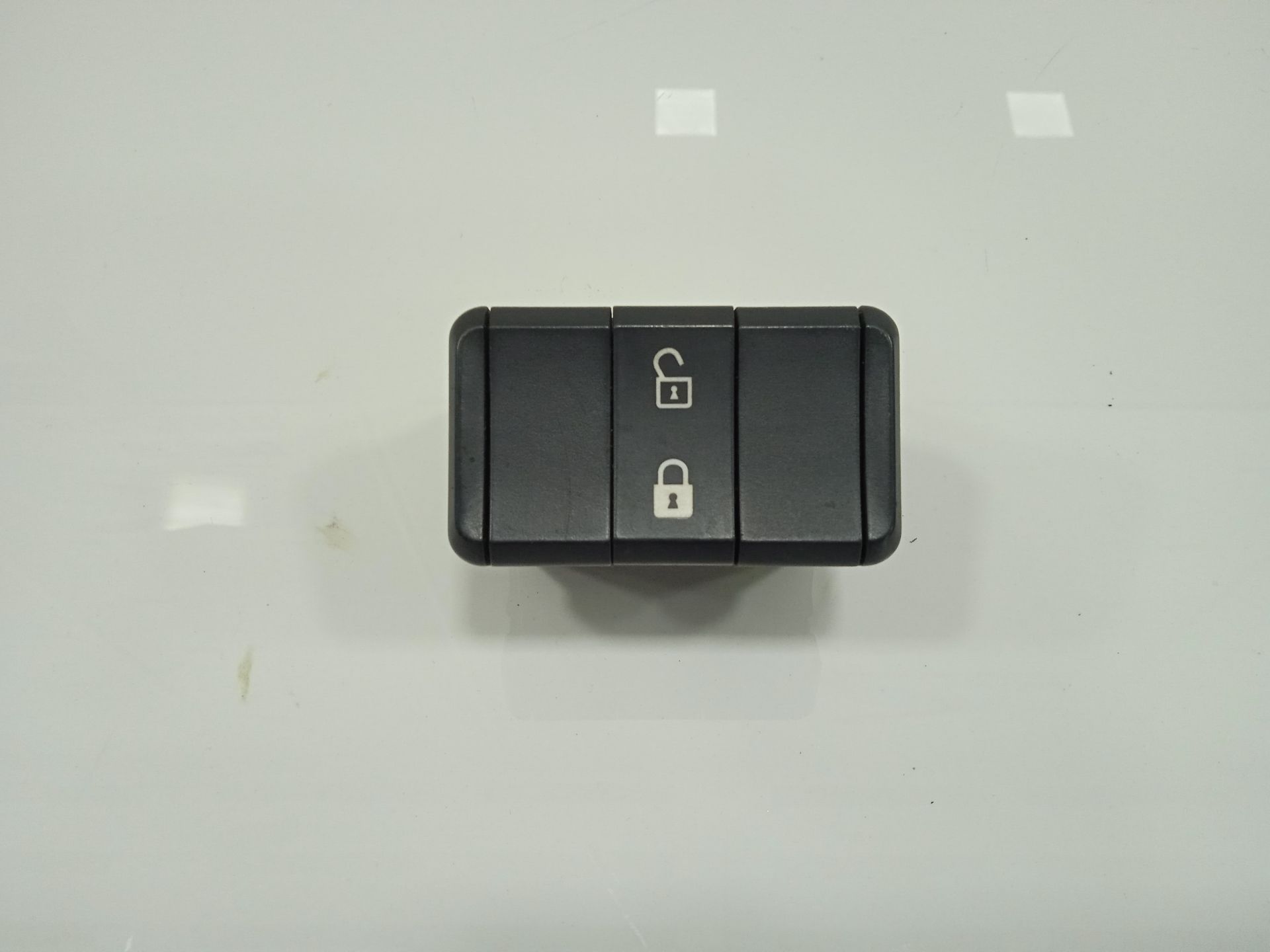 MANDO BLOQUEO PUERTAS DAF SERIE XF EURO 6 4x2 Fahrgestell Comfort Cab
