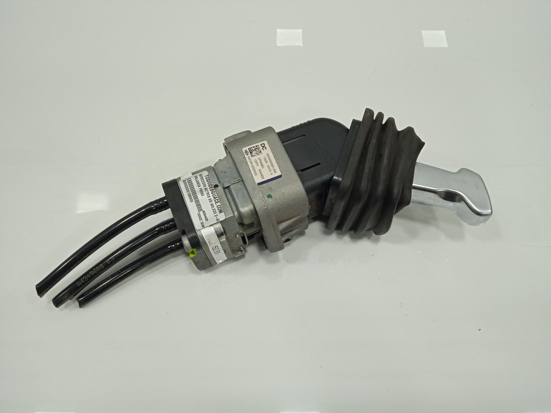 PALANCA FRENO MERCEDES-BENZ ACTROS BM 963.XXX 2-ACHSER 18XX 4x2 Sattelzugmaschine L BigSpace