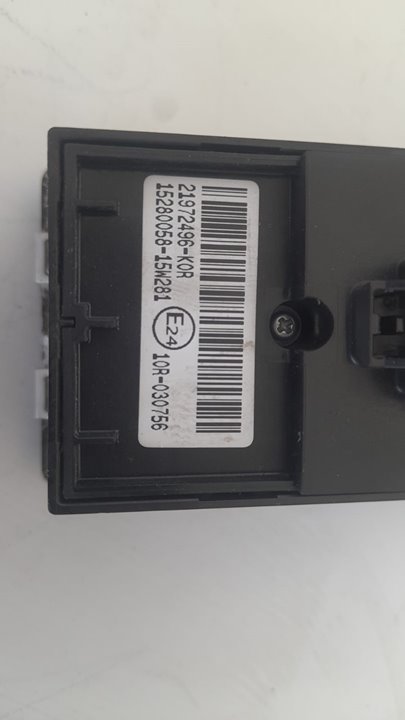 MANDO ELEVALUNAS DELANTERO IZQUIERDO RENAULT T 520 HIGHCAB T4X2