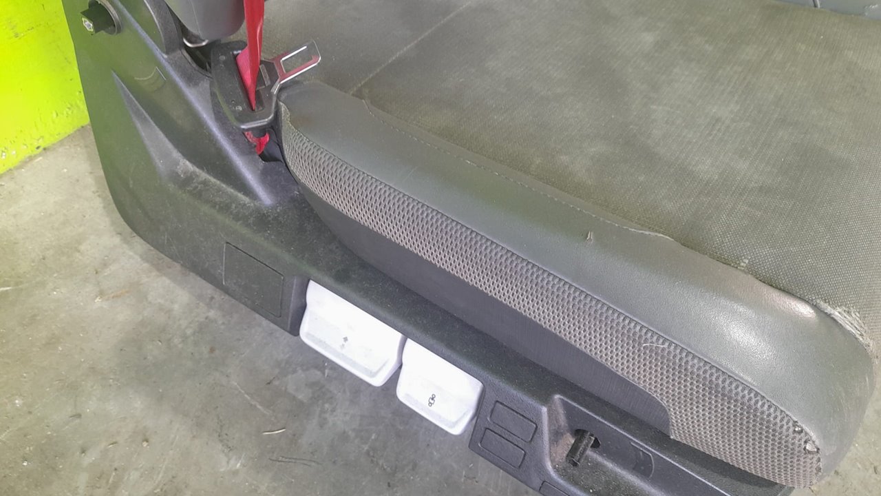 ASIENTO DELANTERO DERECHO RENAULT T 520 HIGHCAB T4X2